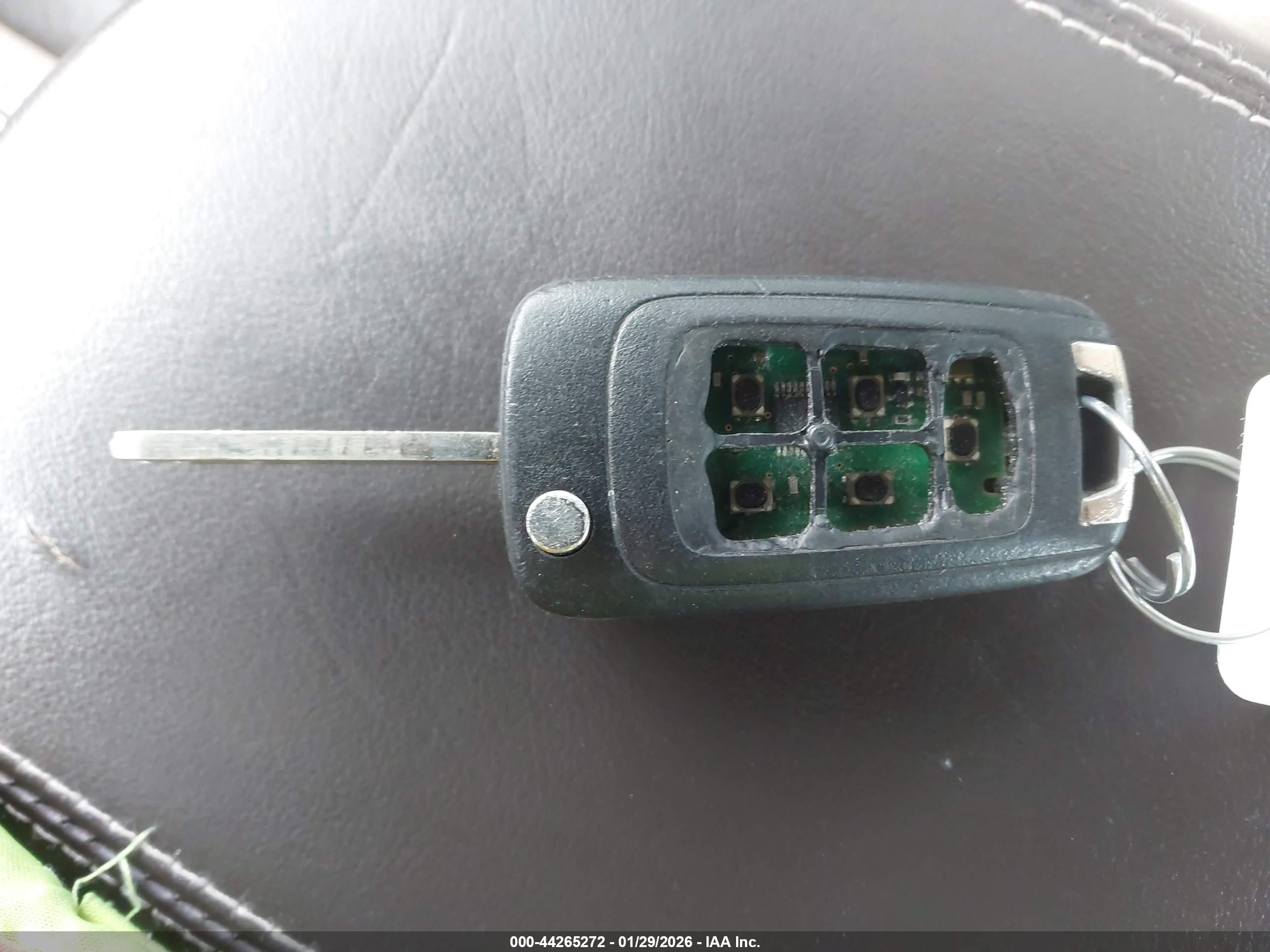 CHEVROLET MALIBU image 11