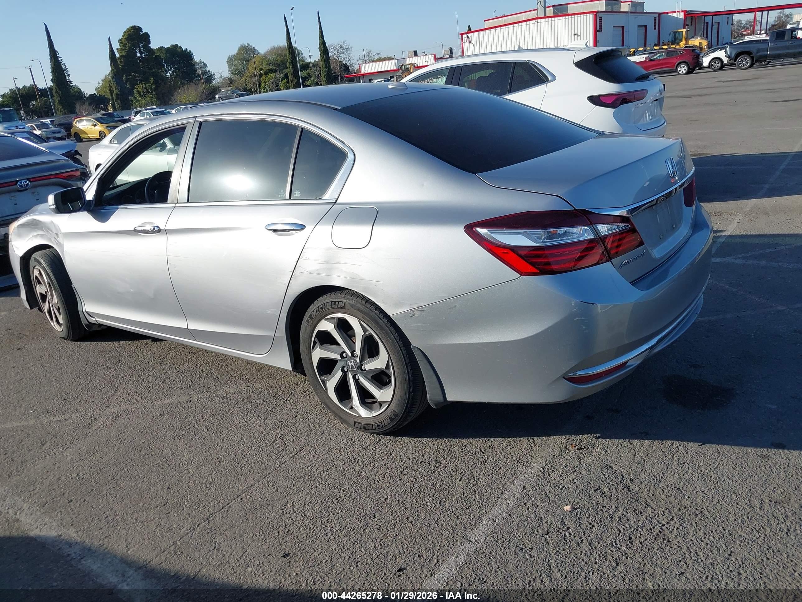 HONDA ACCORD image 3