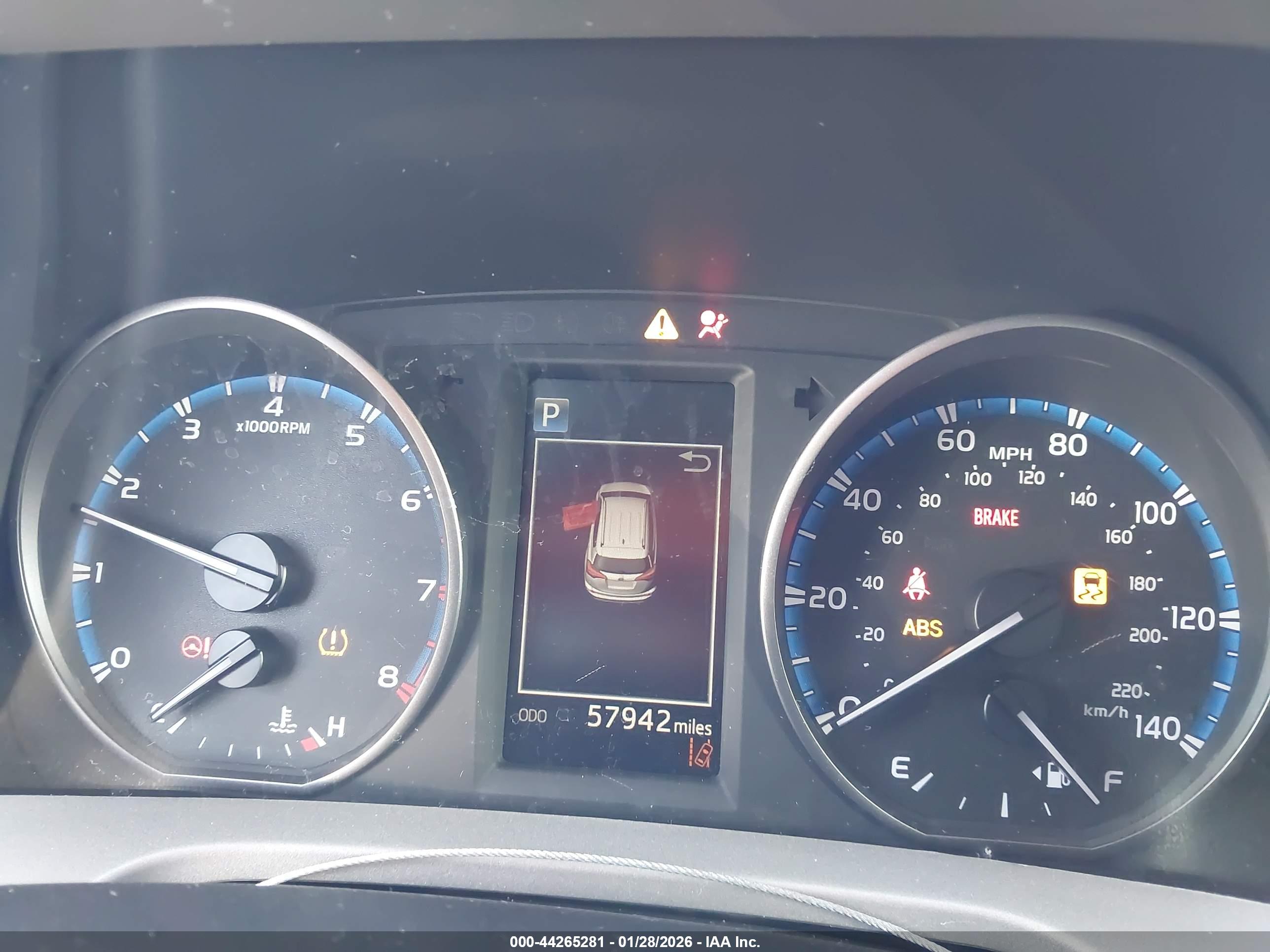 TOYOTA RAV4 image 7
