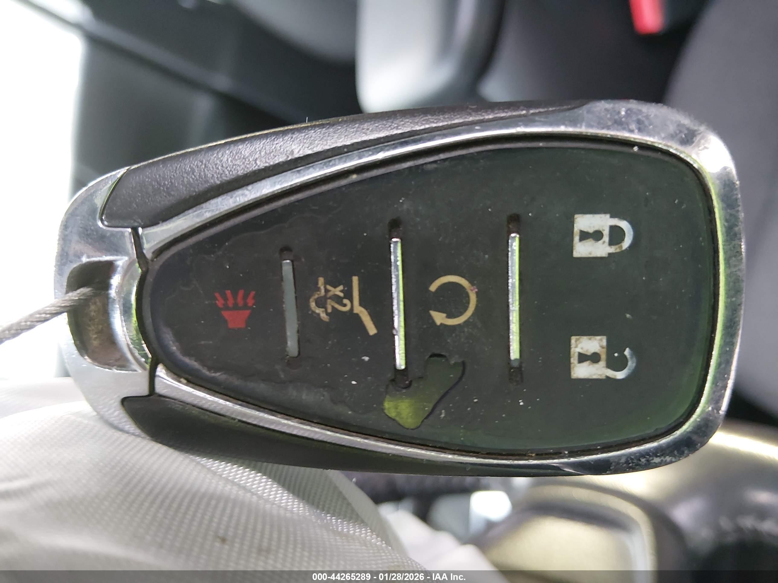CHEVROLET EQUINOX image 11