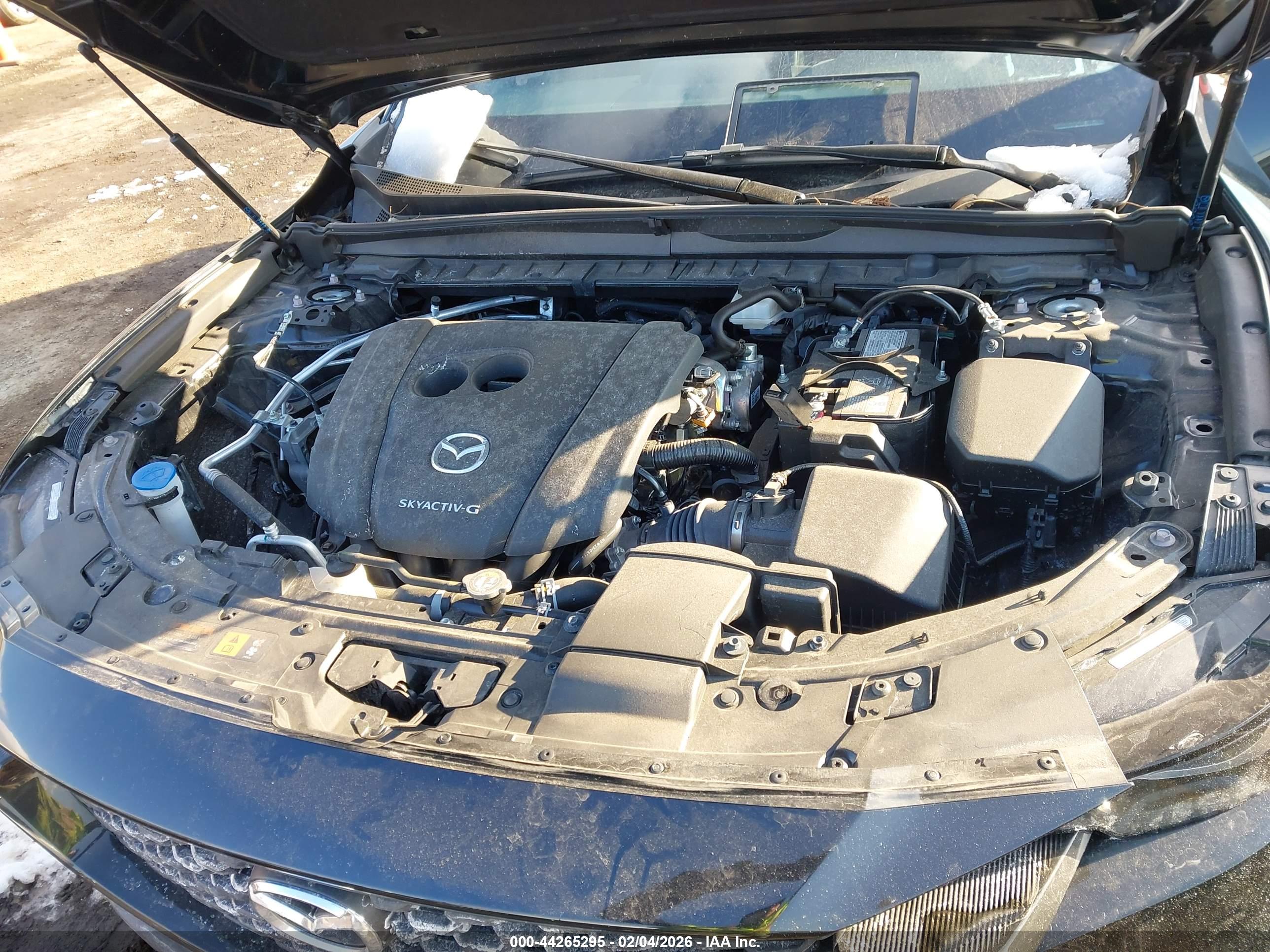 MAZDA CX-50 image 10