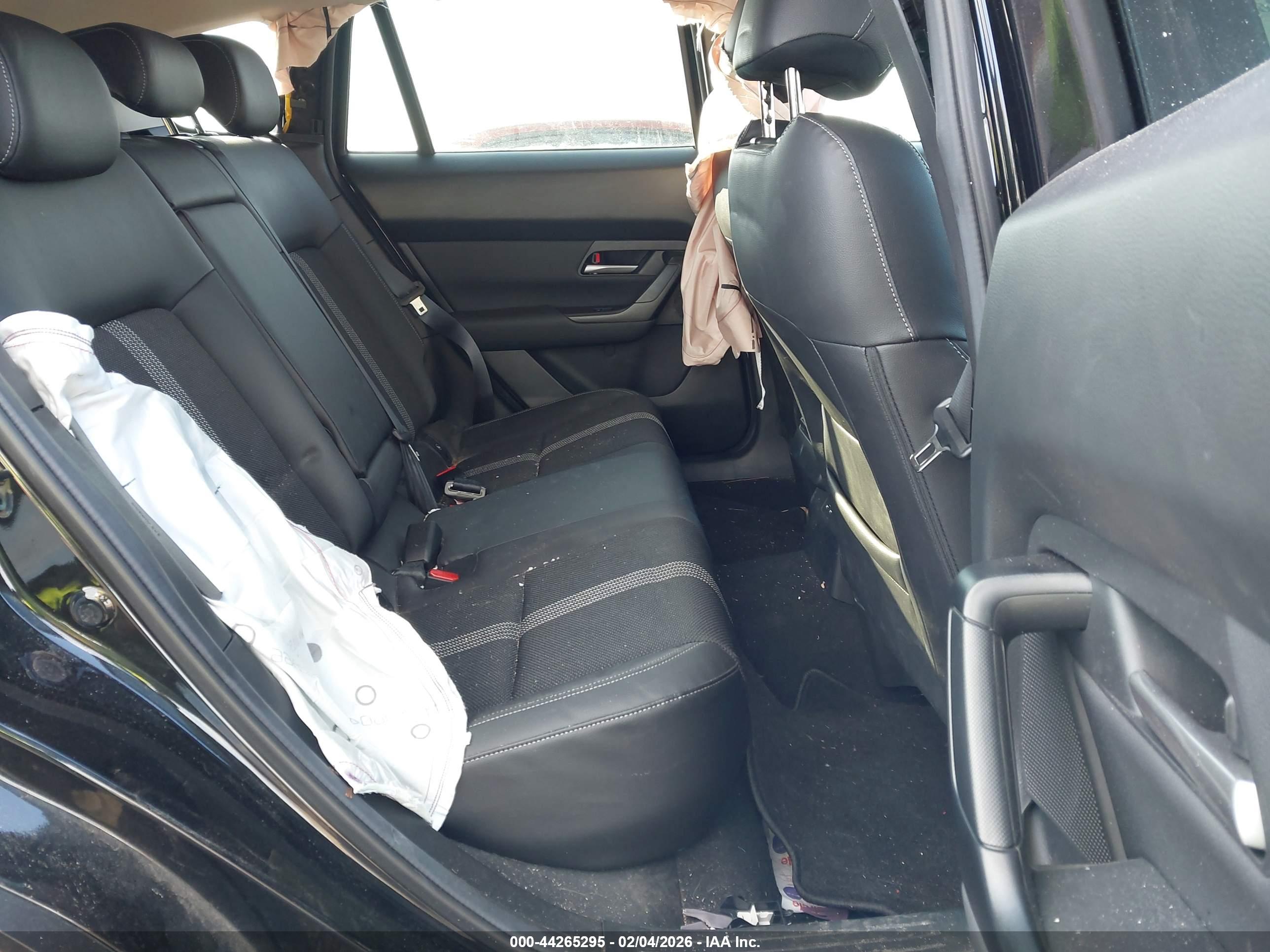 MAZDA CX-50 image 8