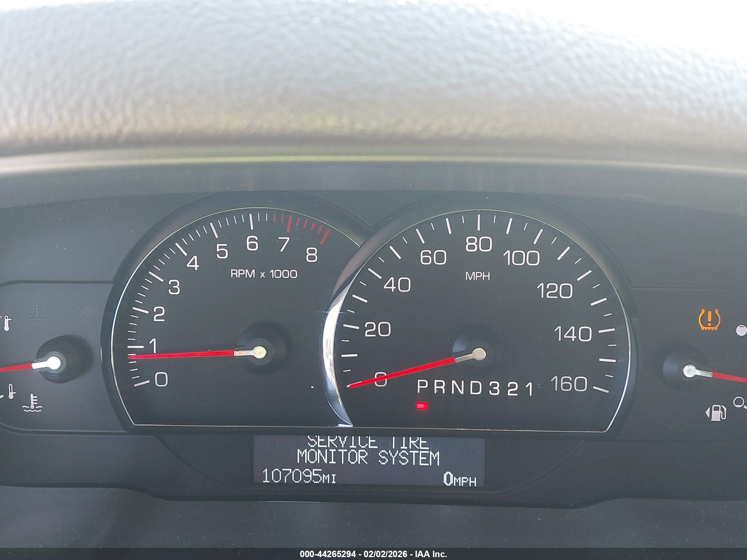 CADILLAC DTS image 7