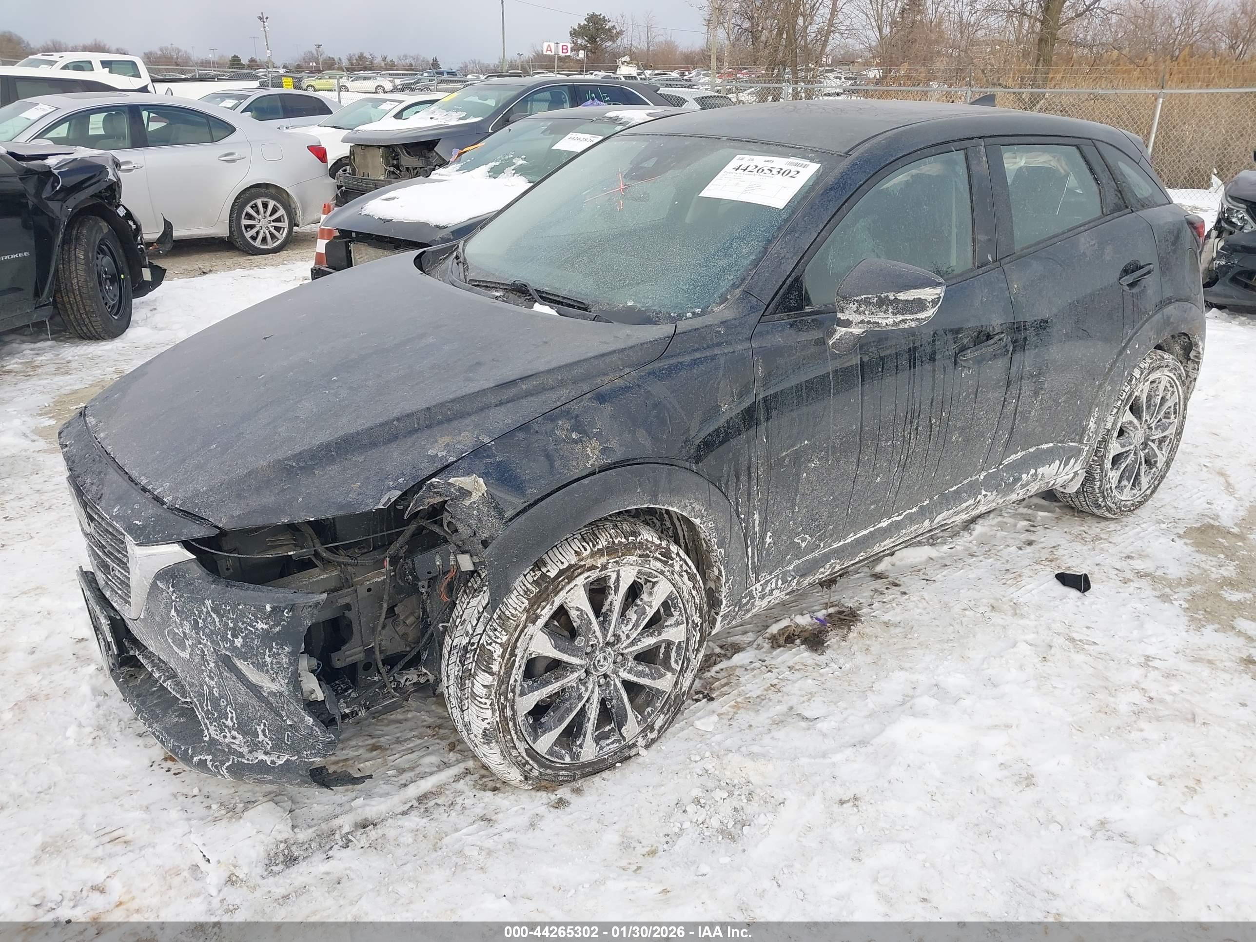 MAZDA CX-3 image 2