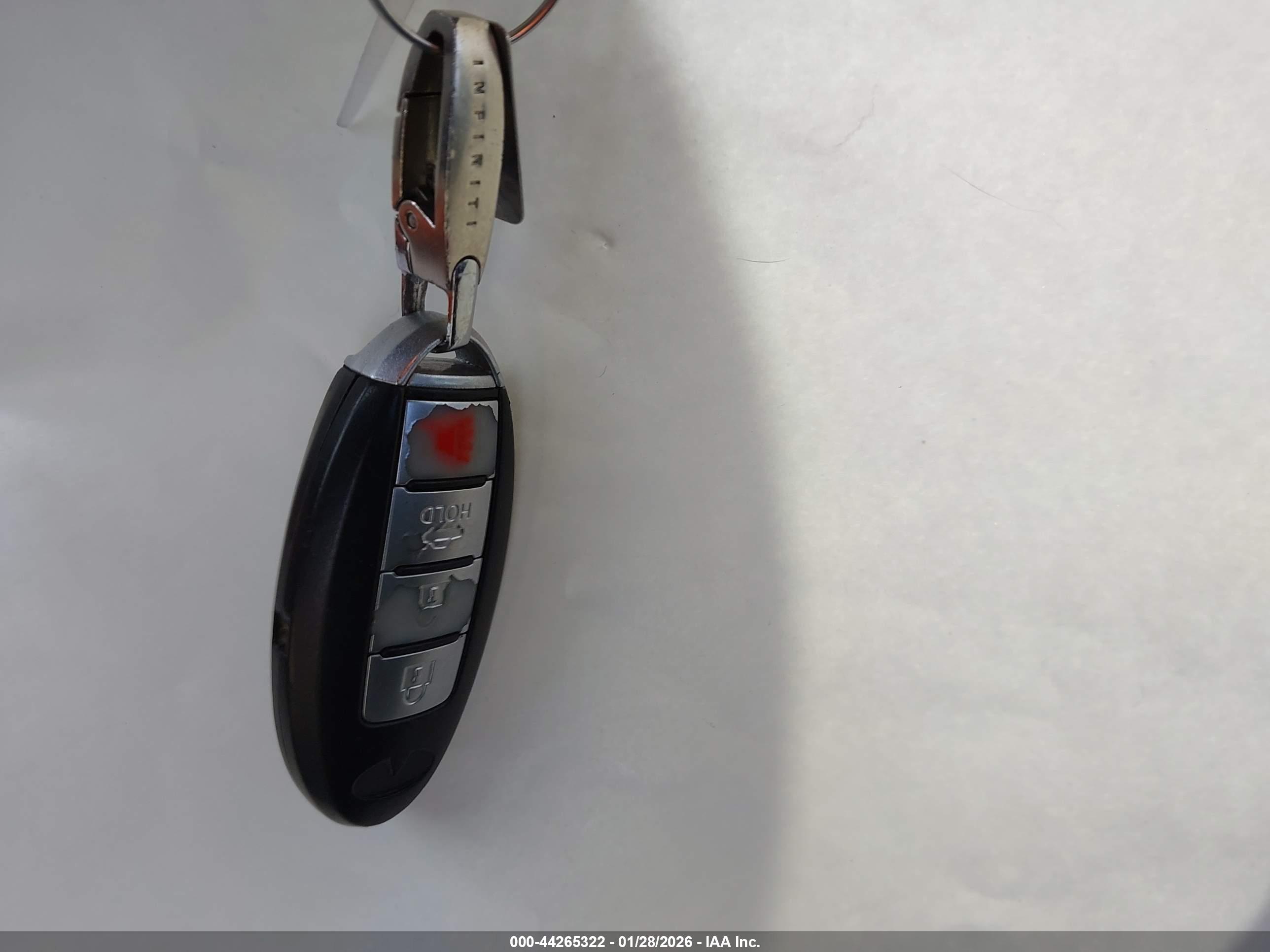 INFINITI G37 image 11