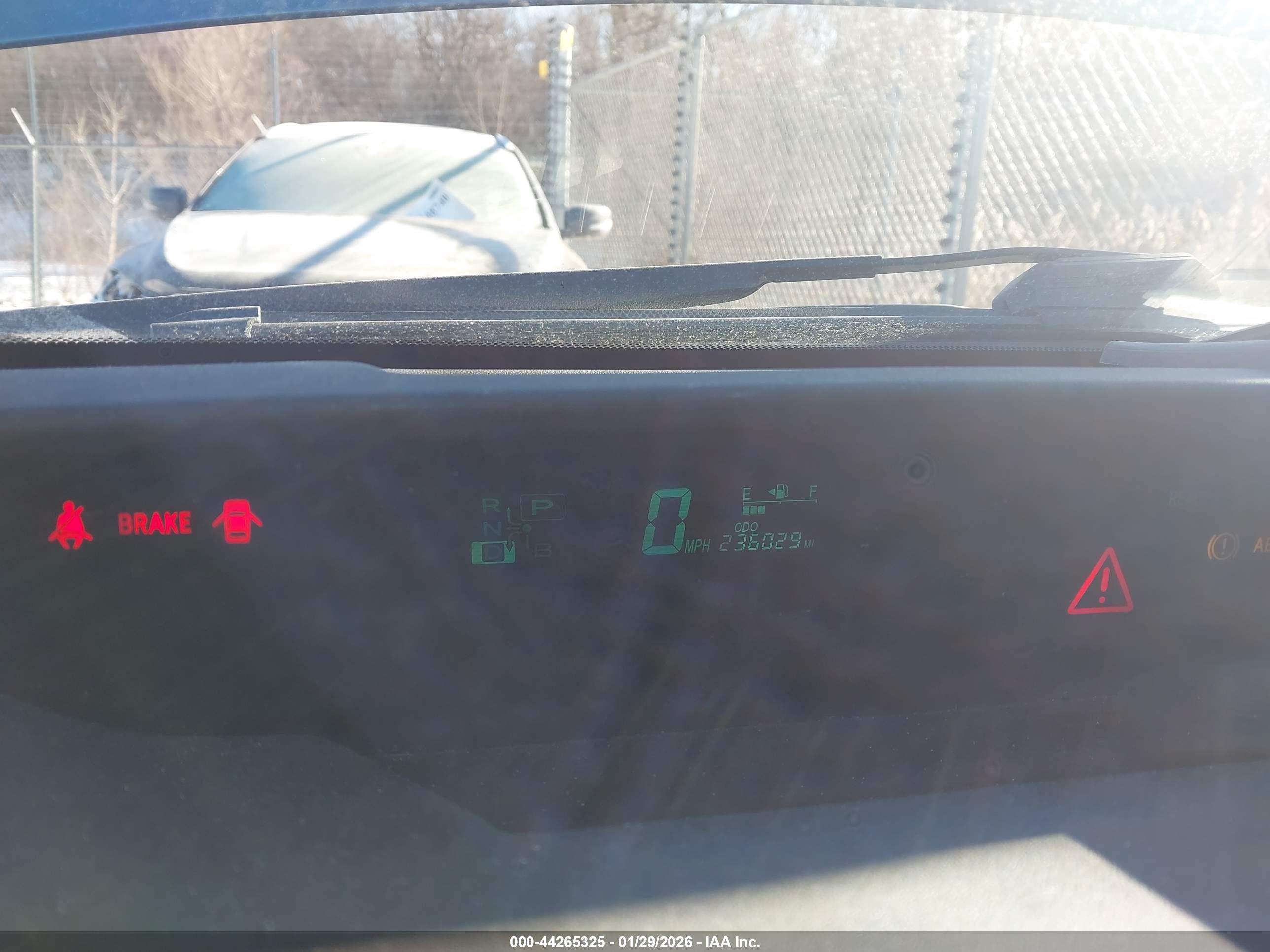 TOYOTA PRIUS image 7