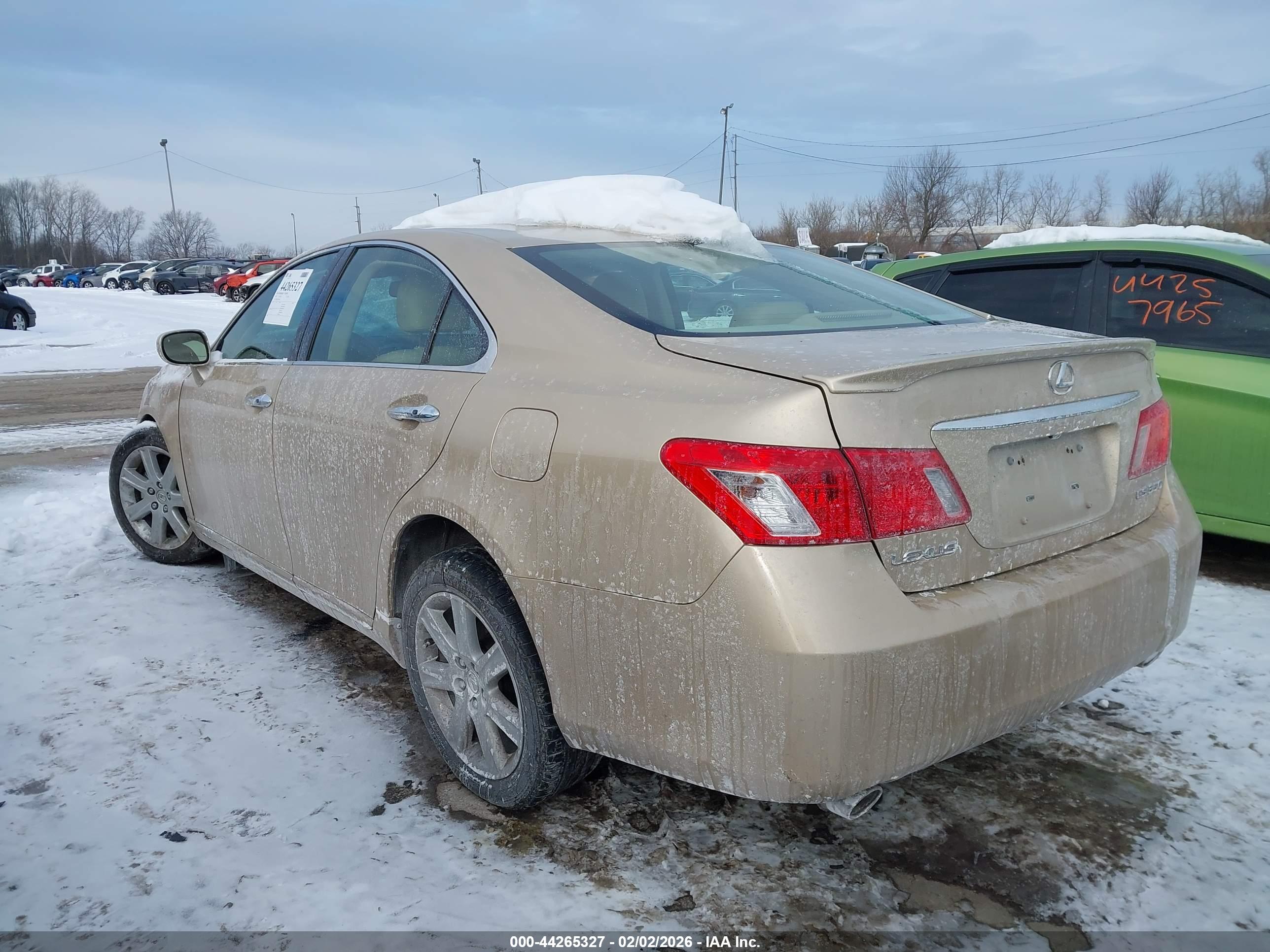 LEXUS ES image 3