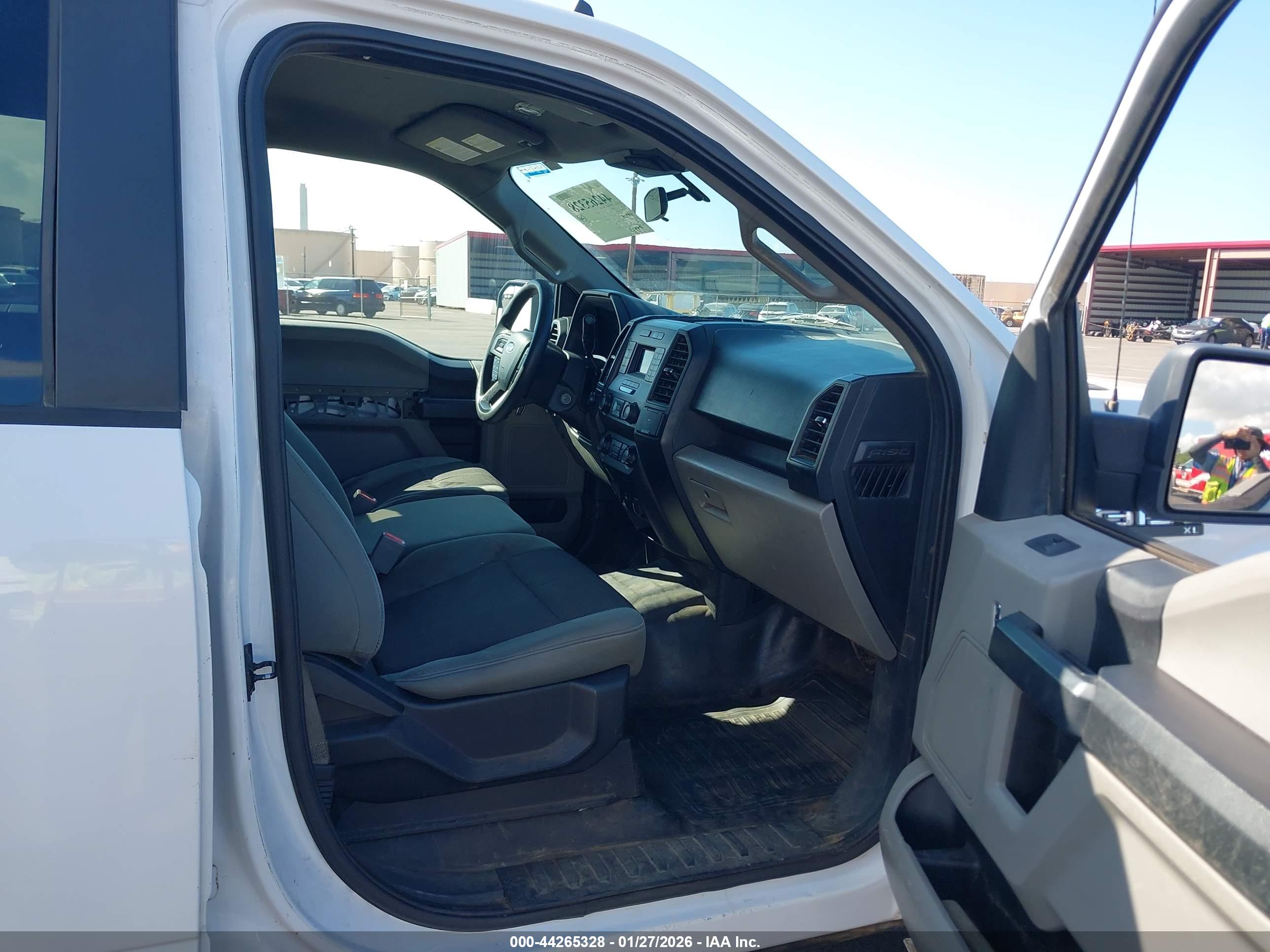 FORD F-150 image 5
