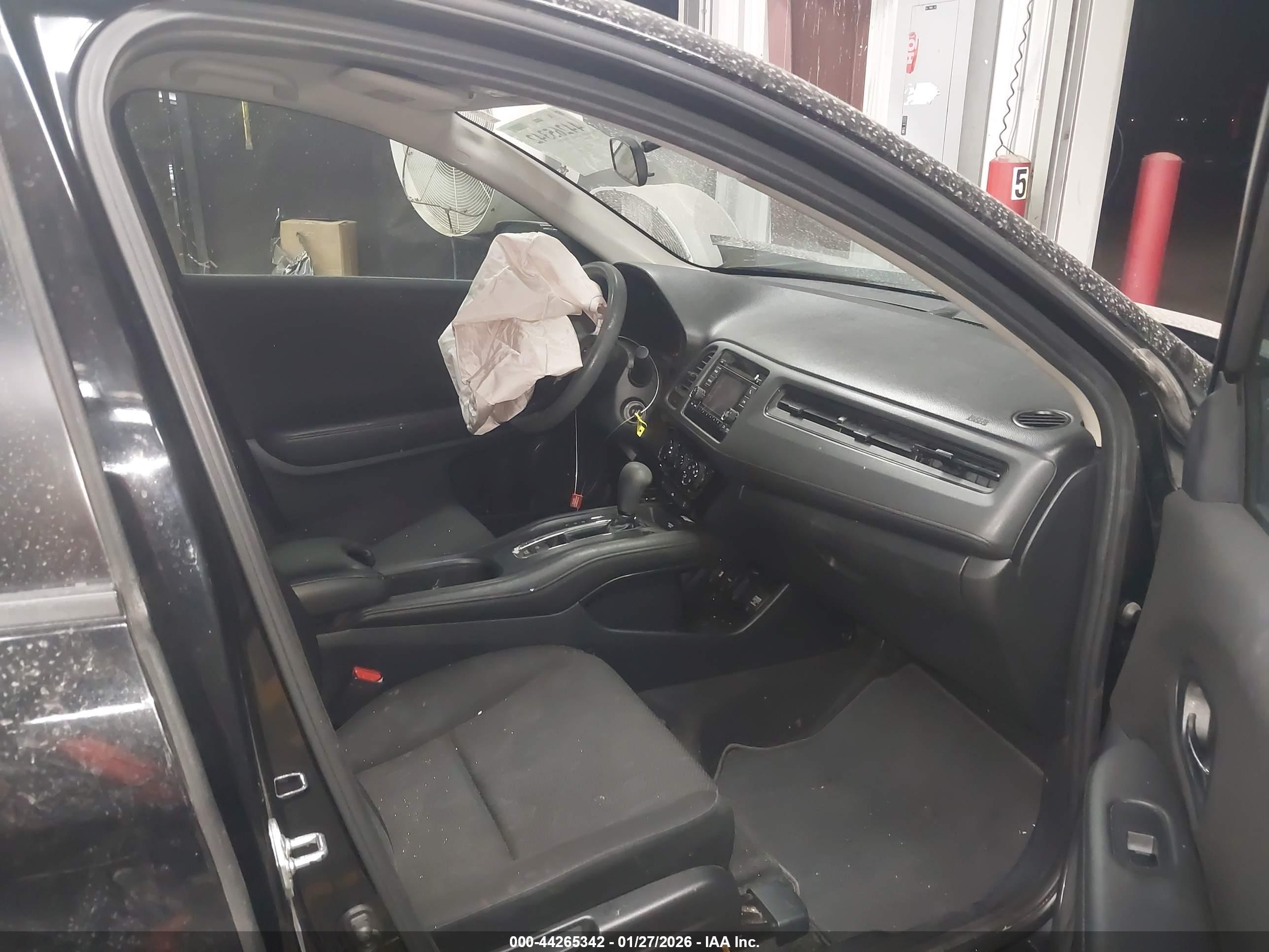 HONDA HR-V image 5