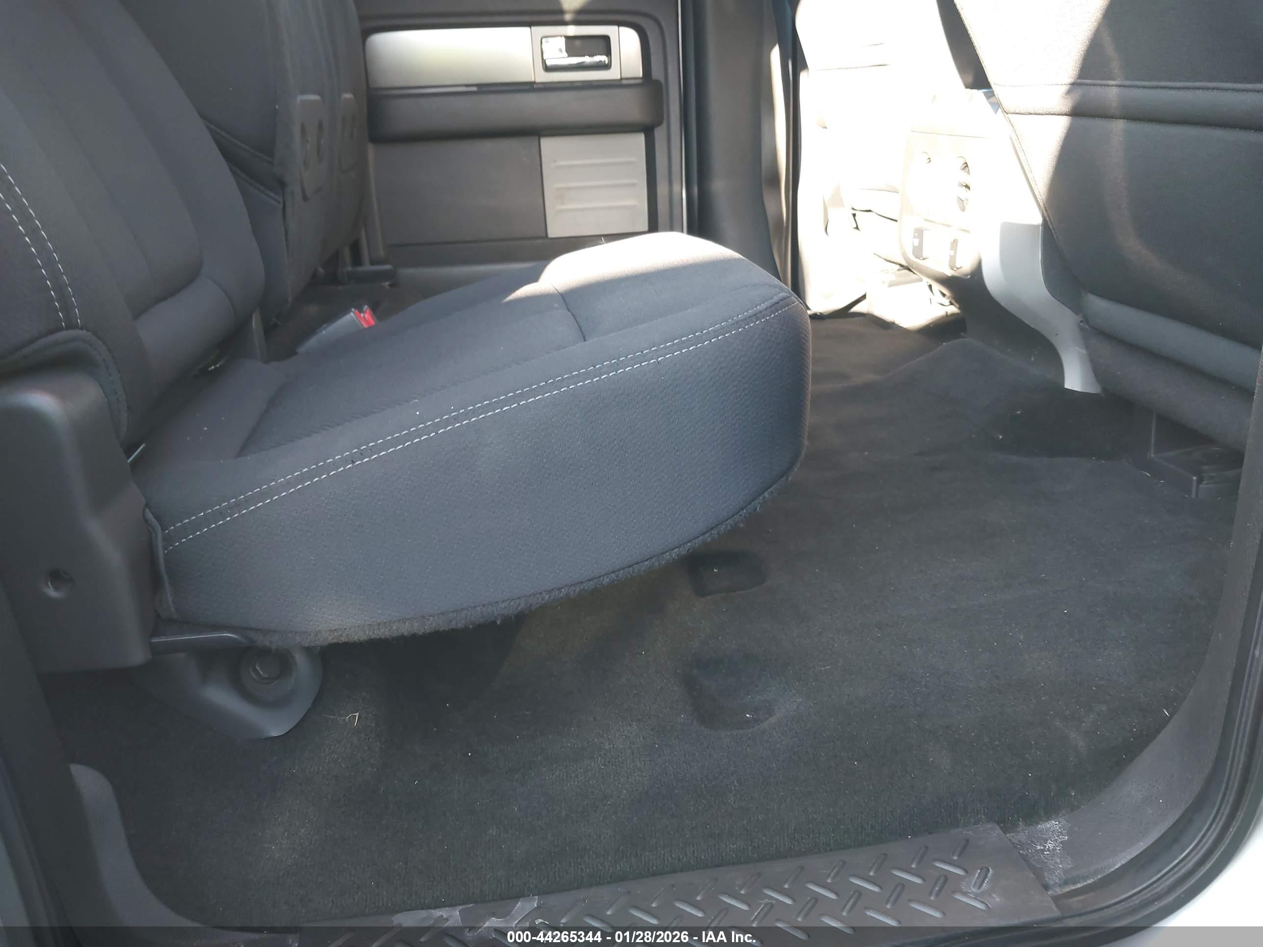 FORD F-150 image 8