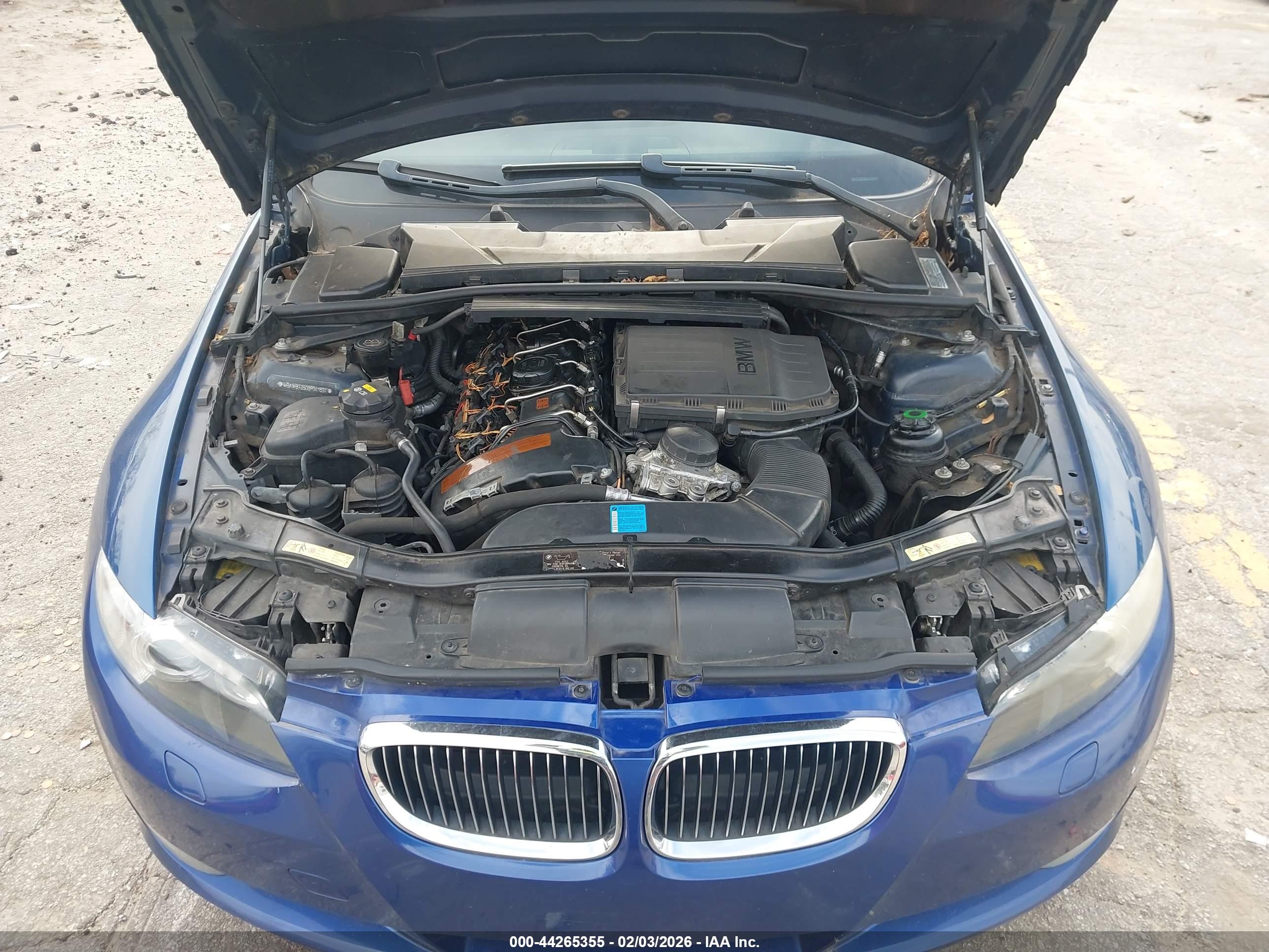 BMW 335I image 10