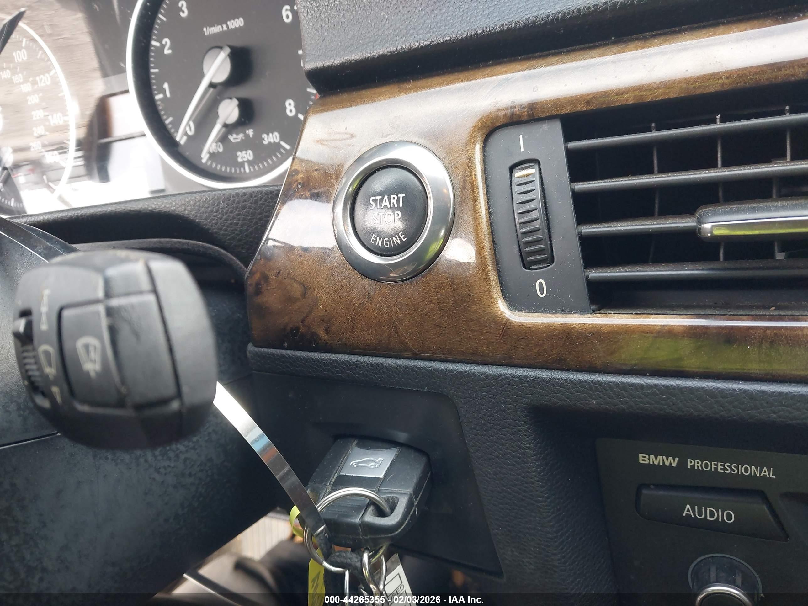 BMW 335I image 11