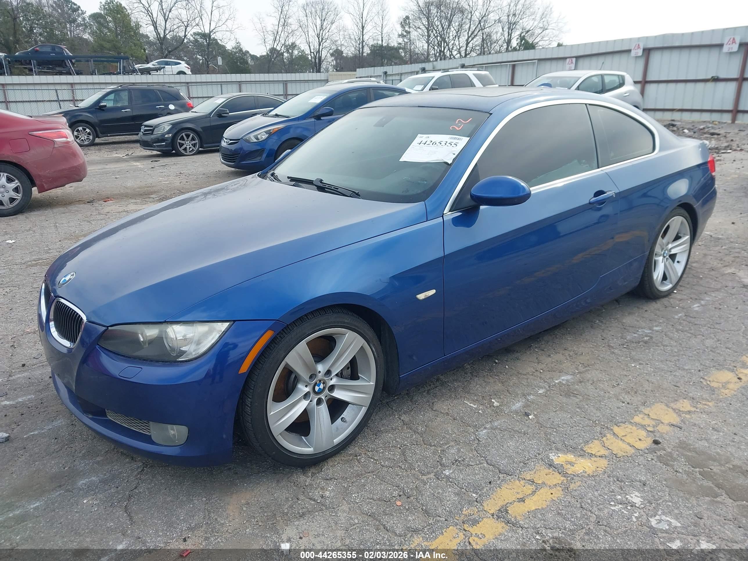 BMW 335I image 2