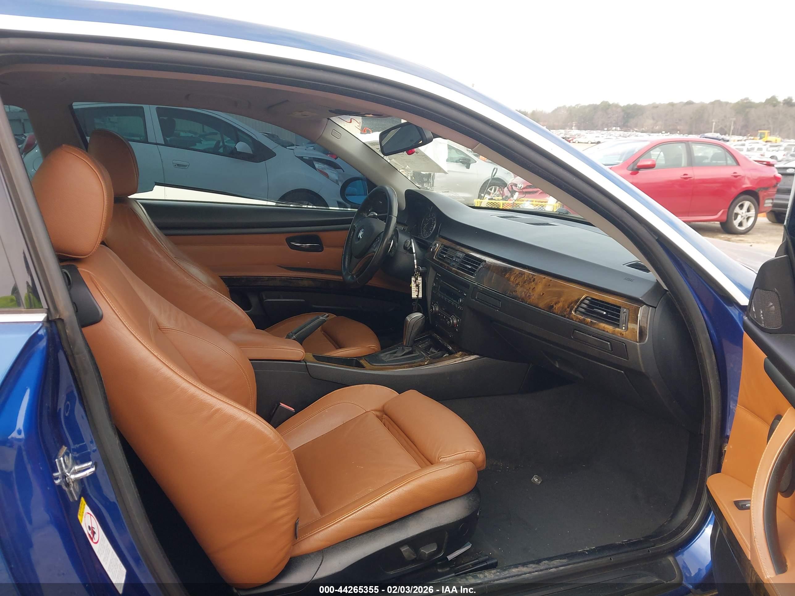 BMW 335I image 5
