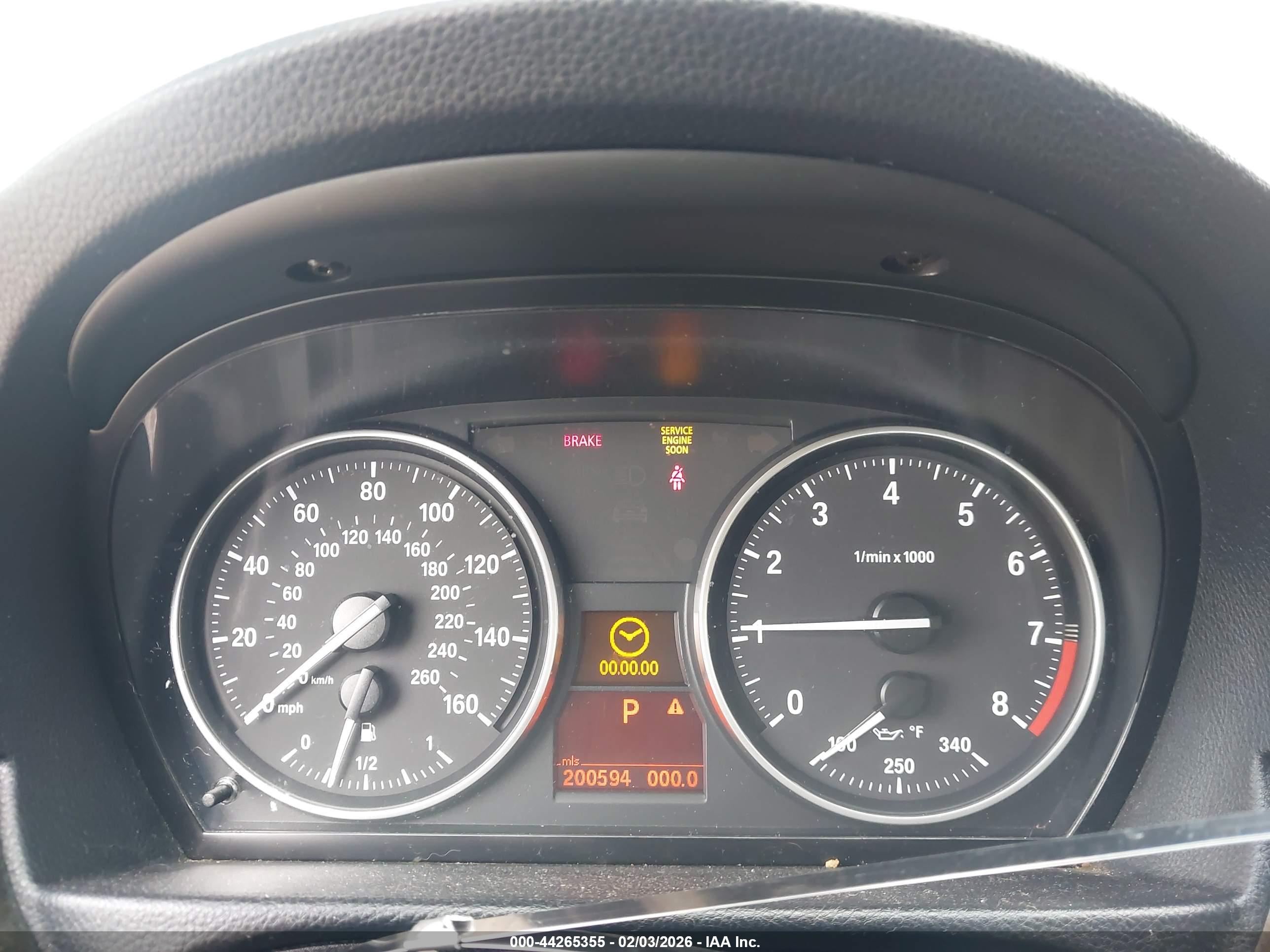 BMW 335I image 7