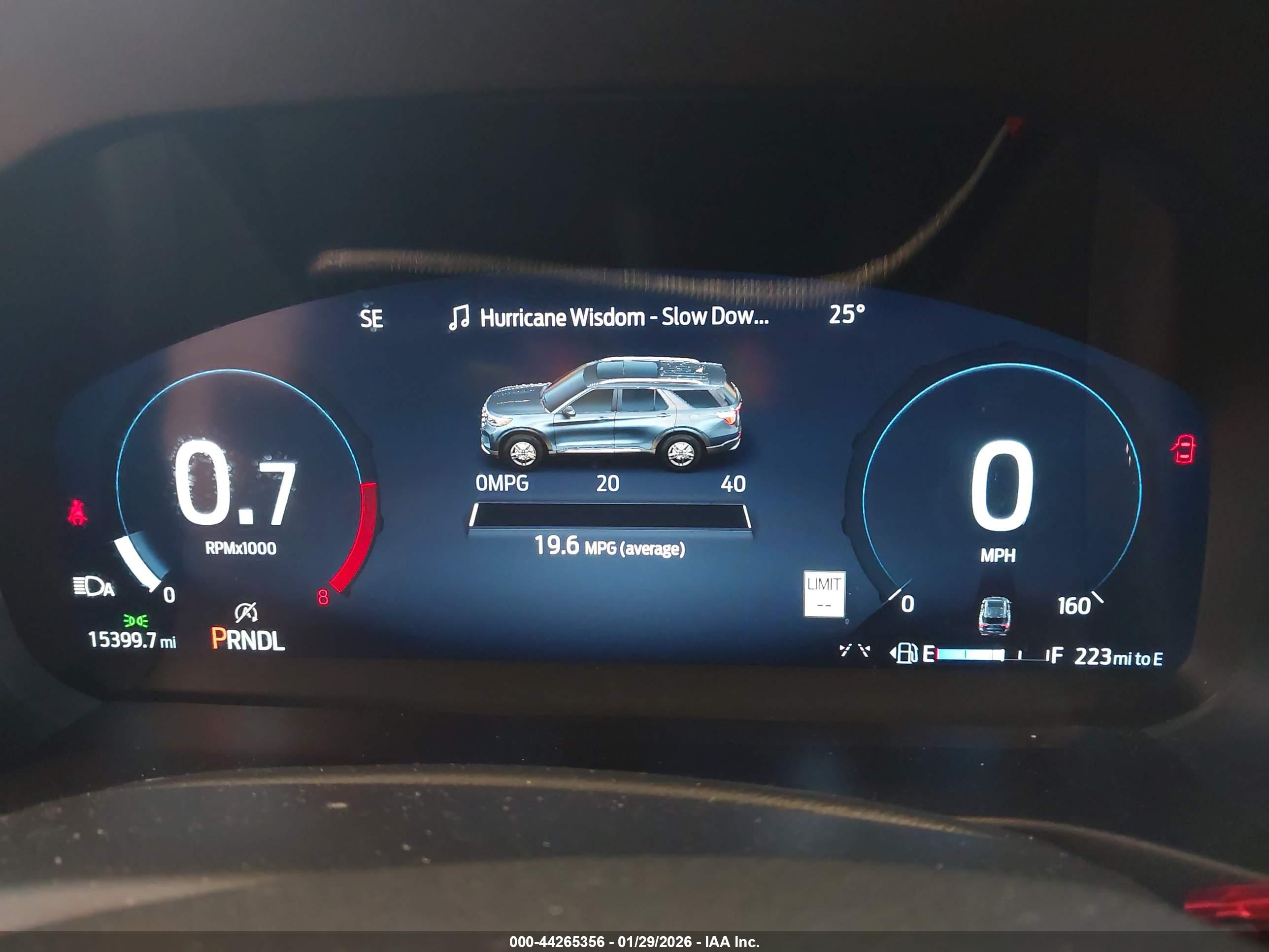 FORD EXPLORER image 7