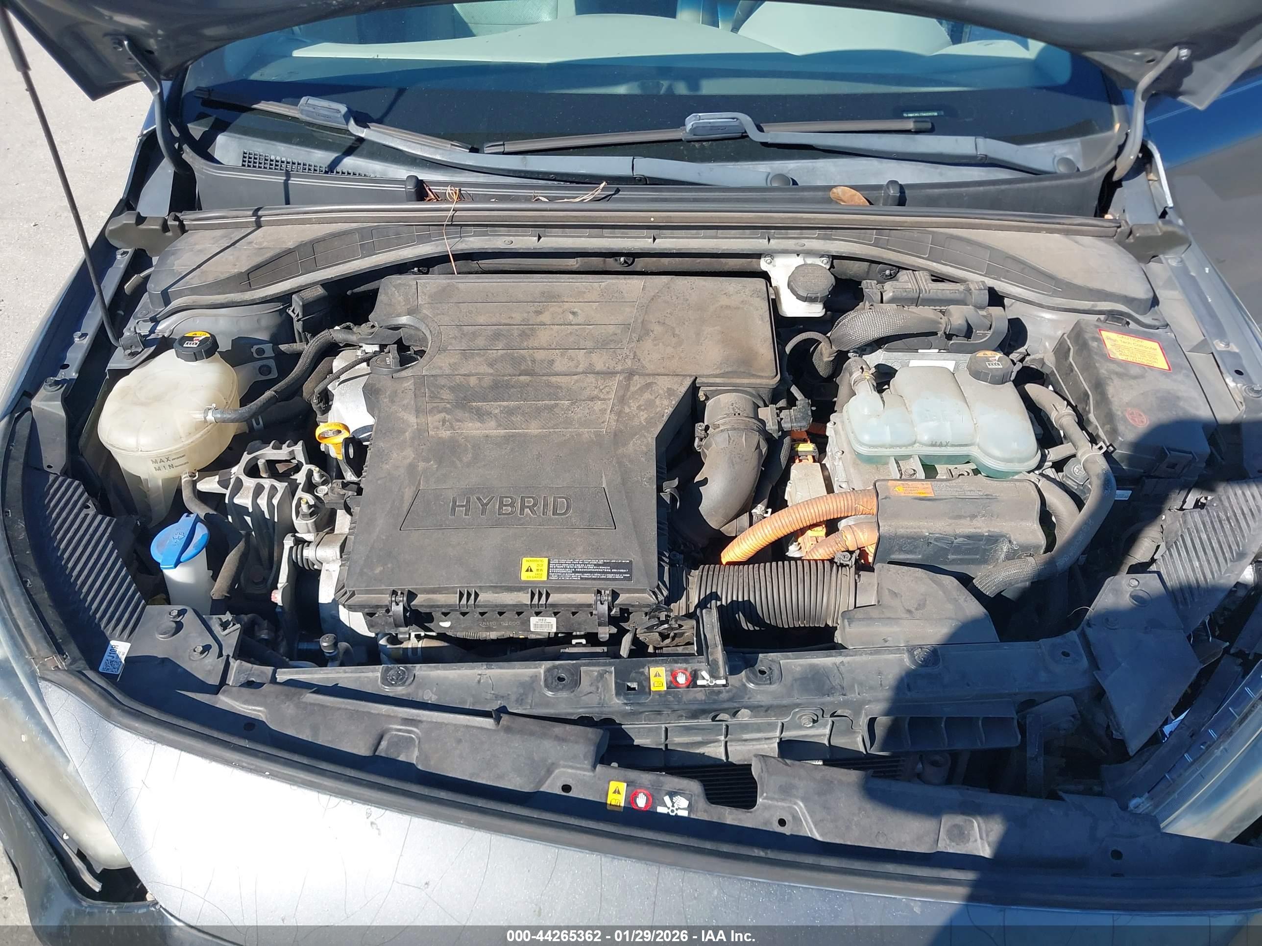 HYUNDAI IONIQ image 10