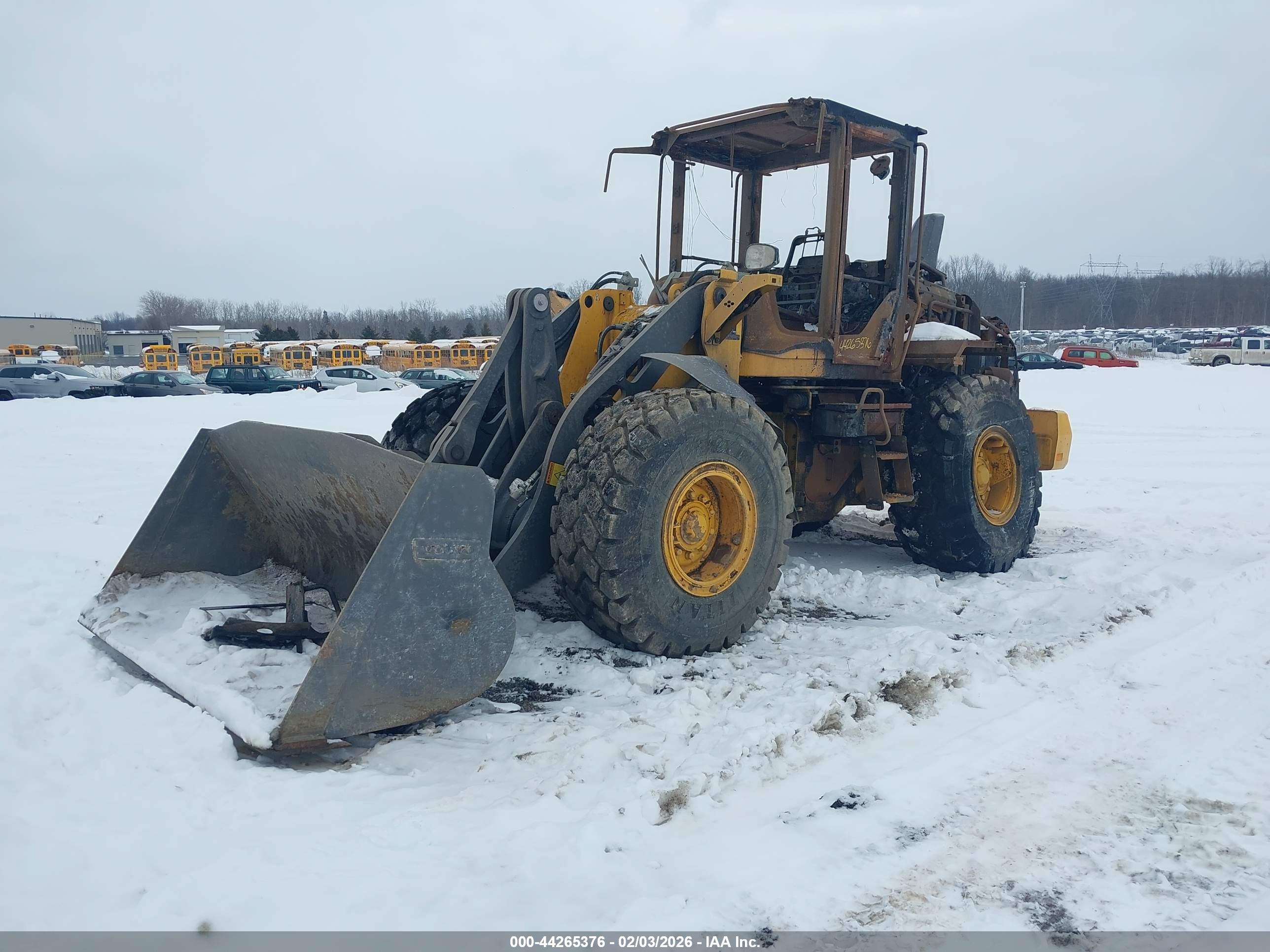 VOLVO L60H image 2