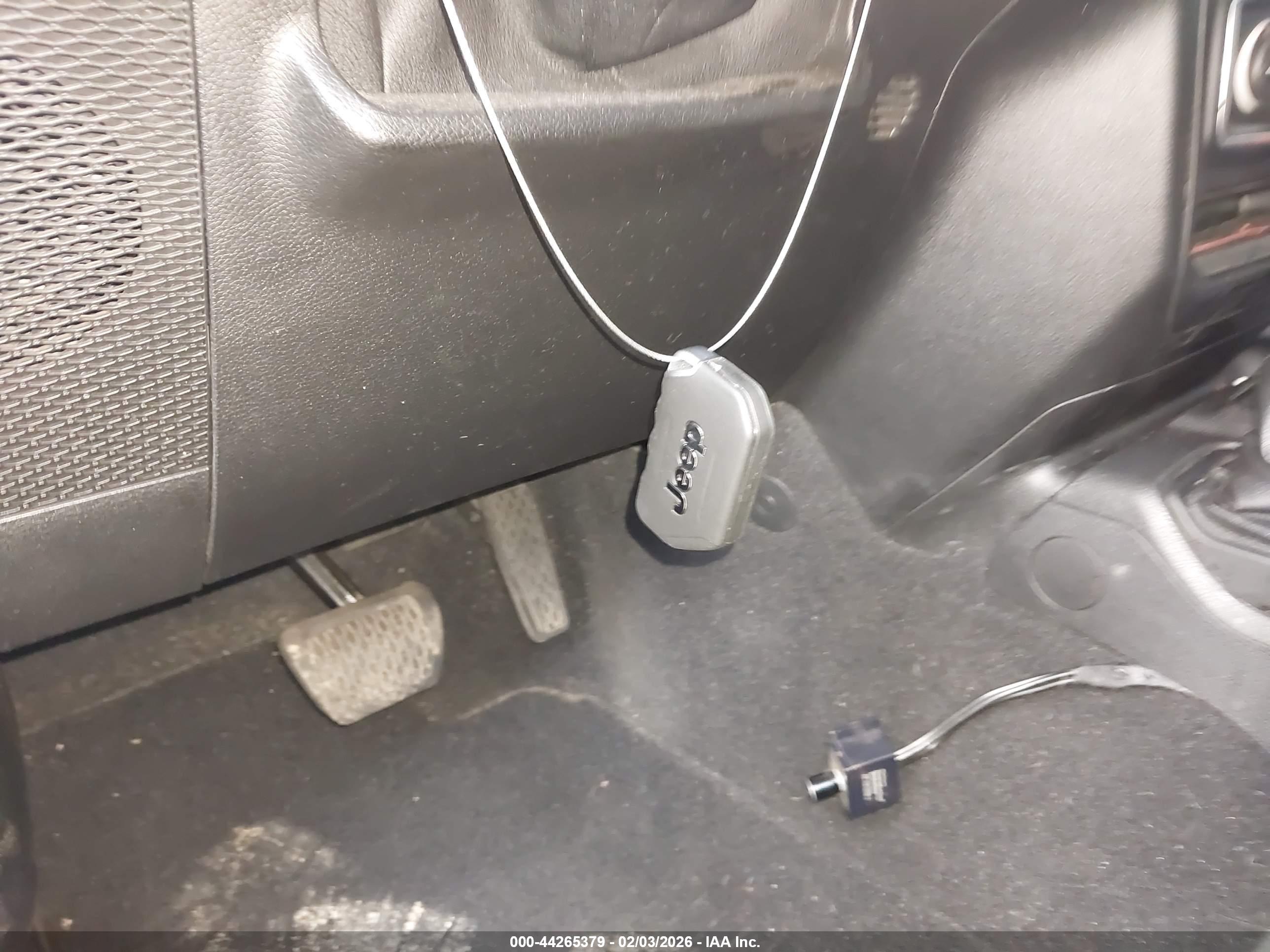 JEEP WRANGLER image 11