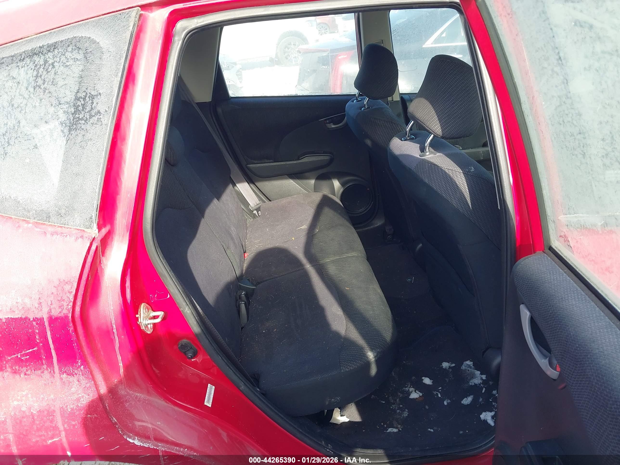 HONDA FIT image 8