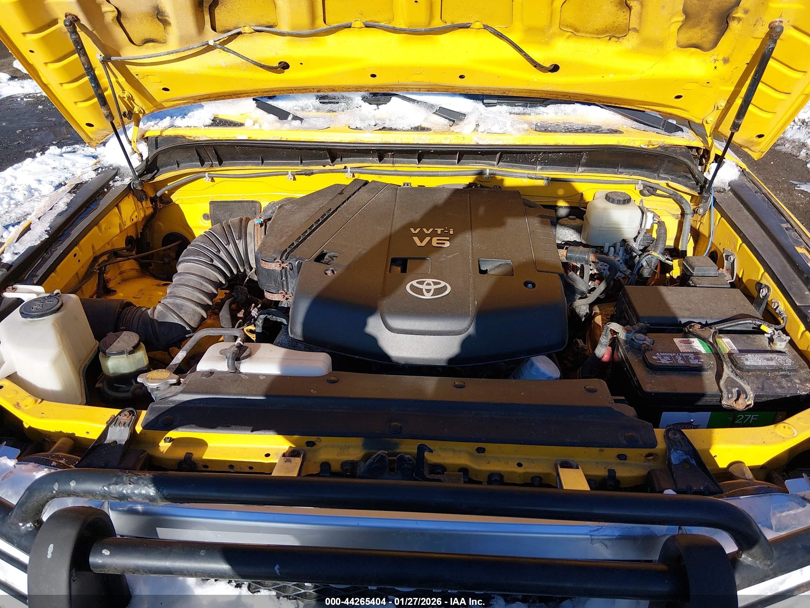 TOYOTA FJ image 10