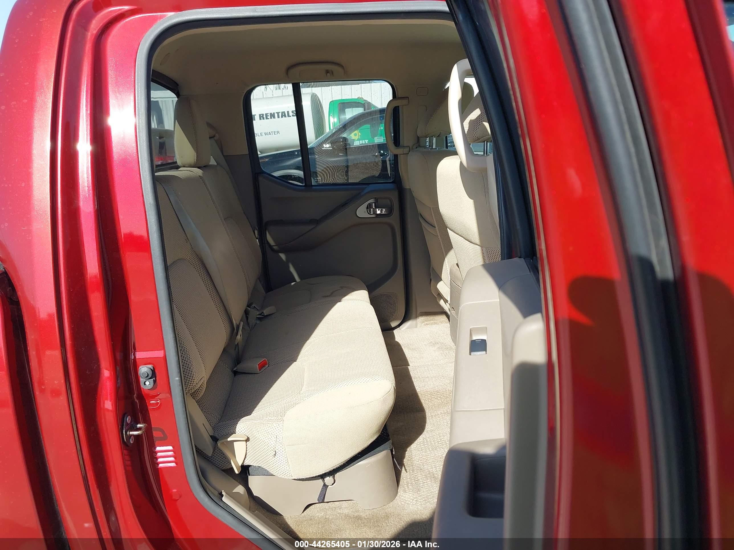 NISSAN FRONTIER image 8
