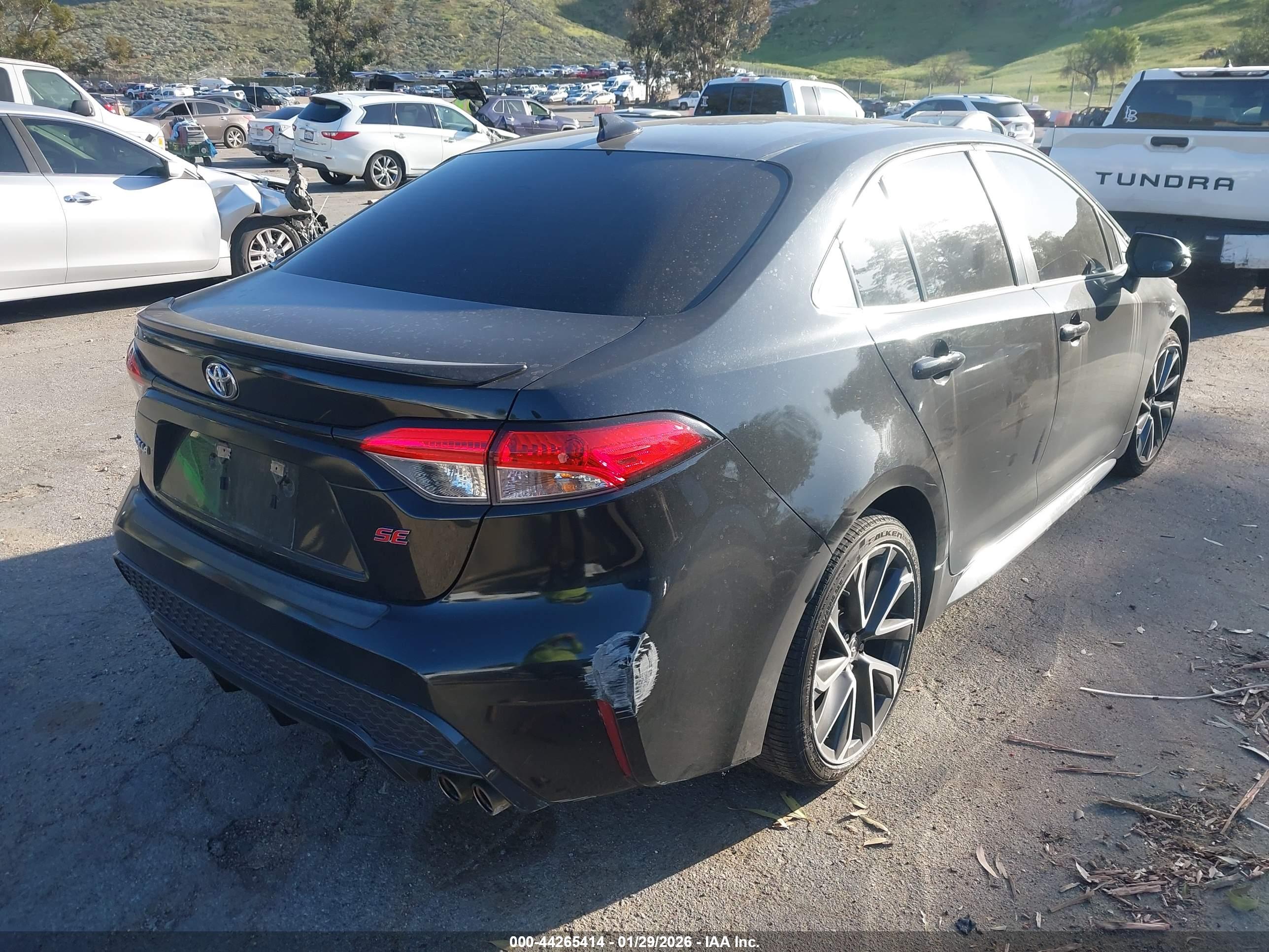 TOYOTA COROLLA image 4