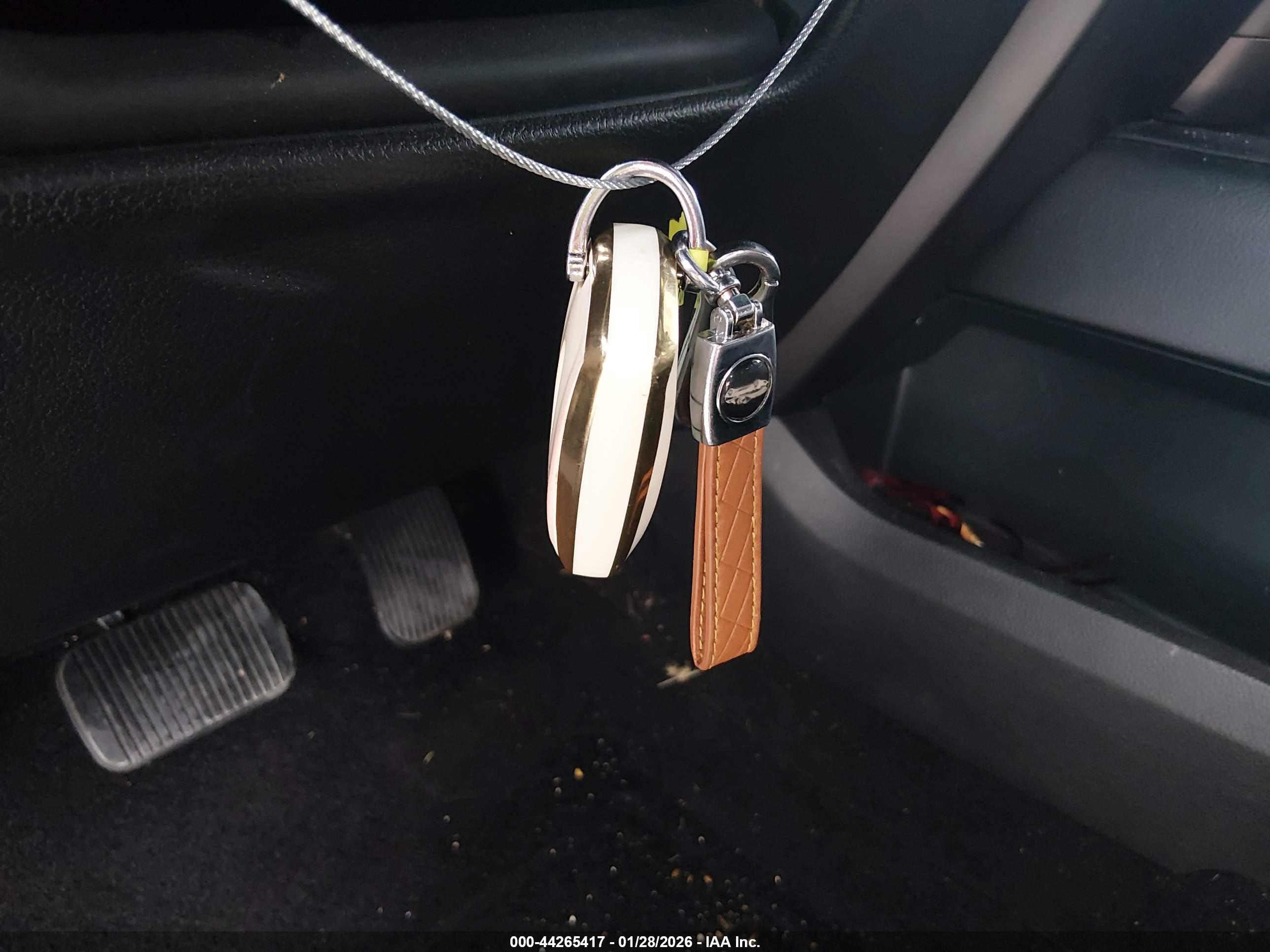 FORD EXPEDITION image 11