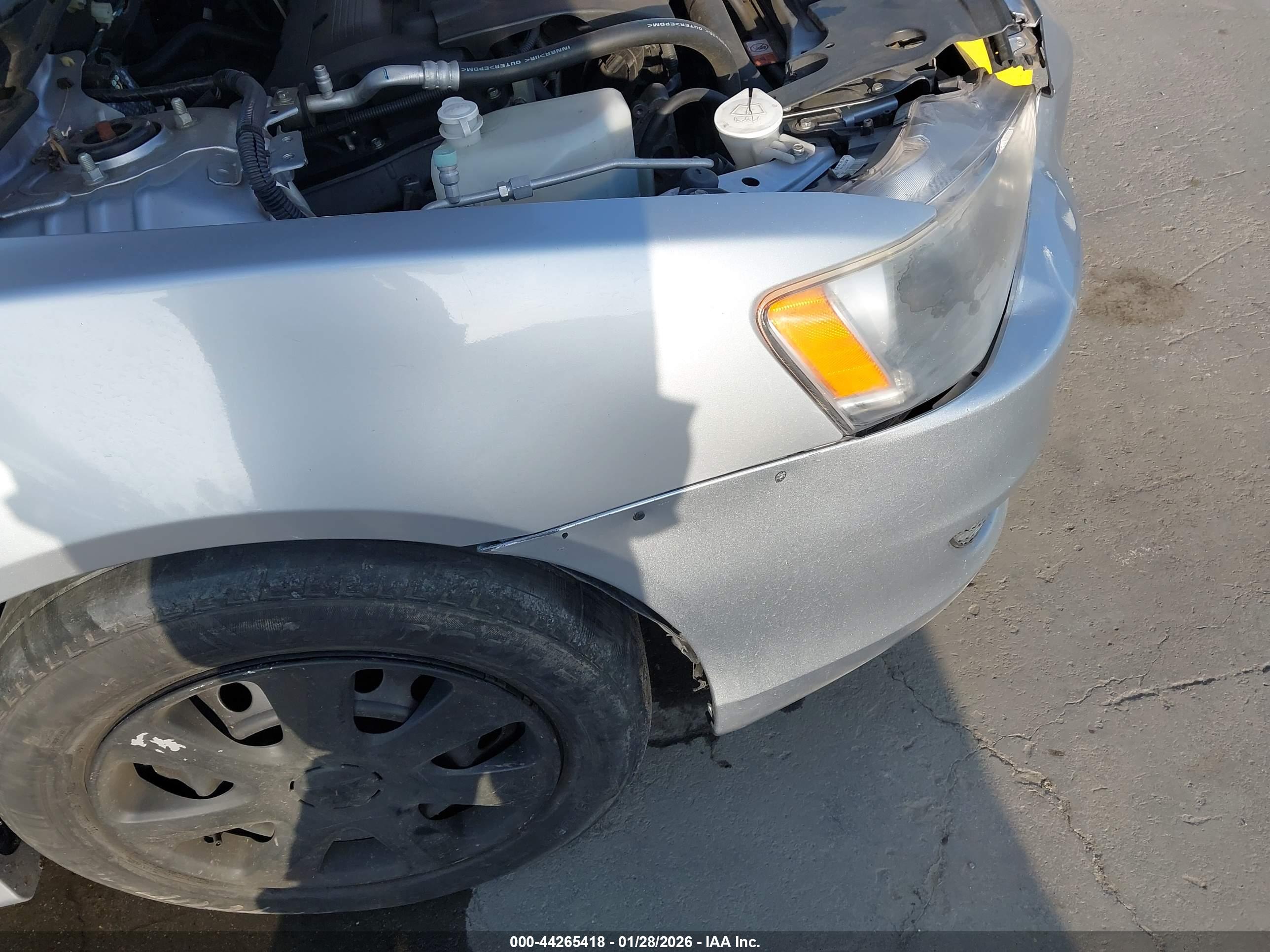 MITSUBISHI LANCER image 6