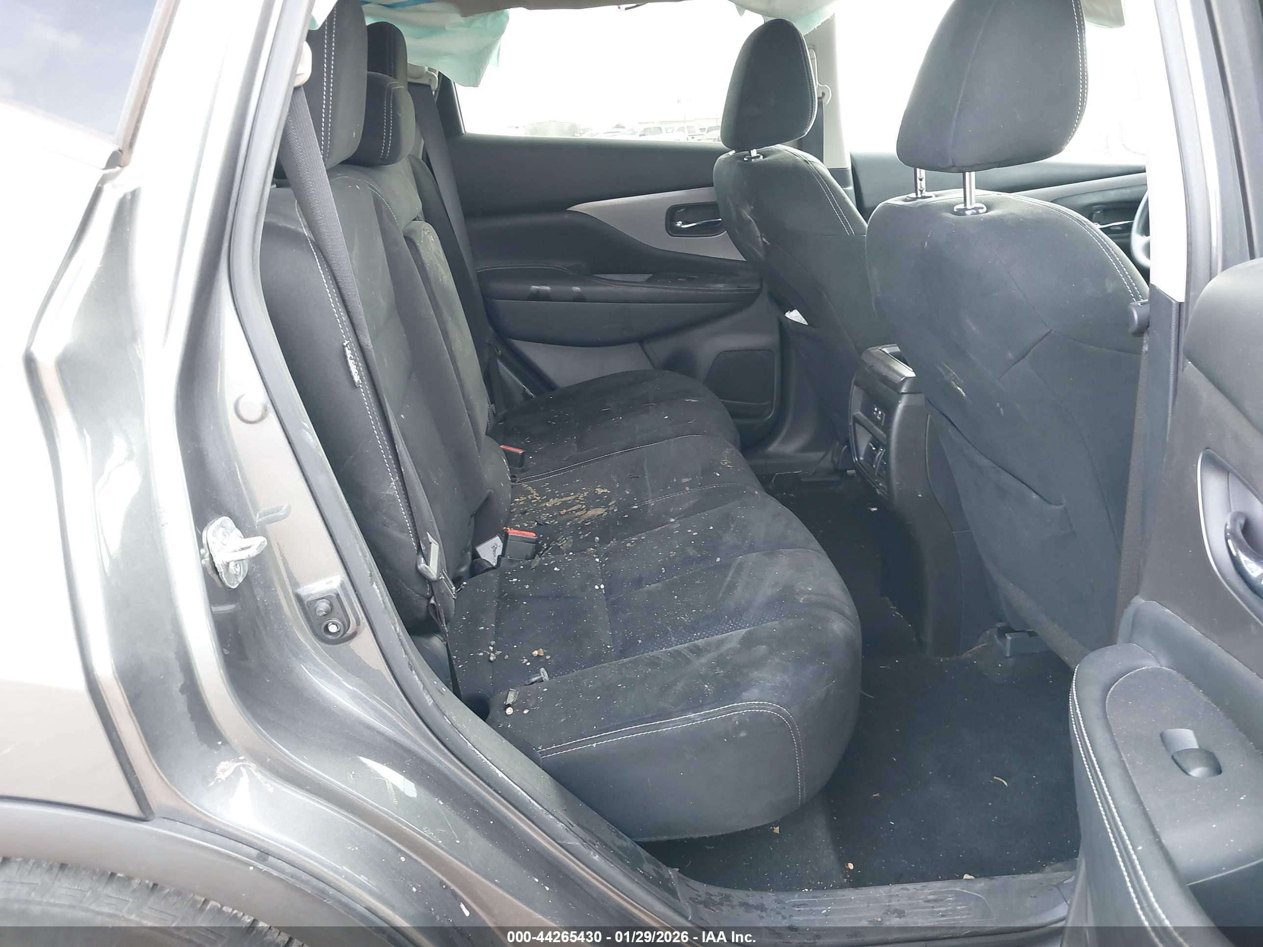 NISSAN MURANO image 8