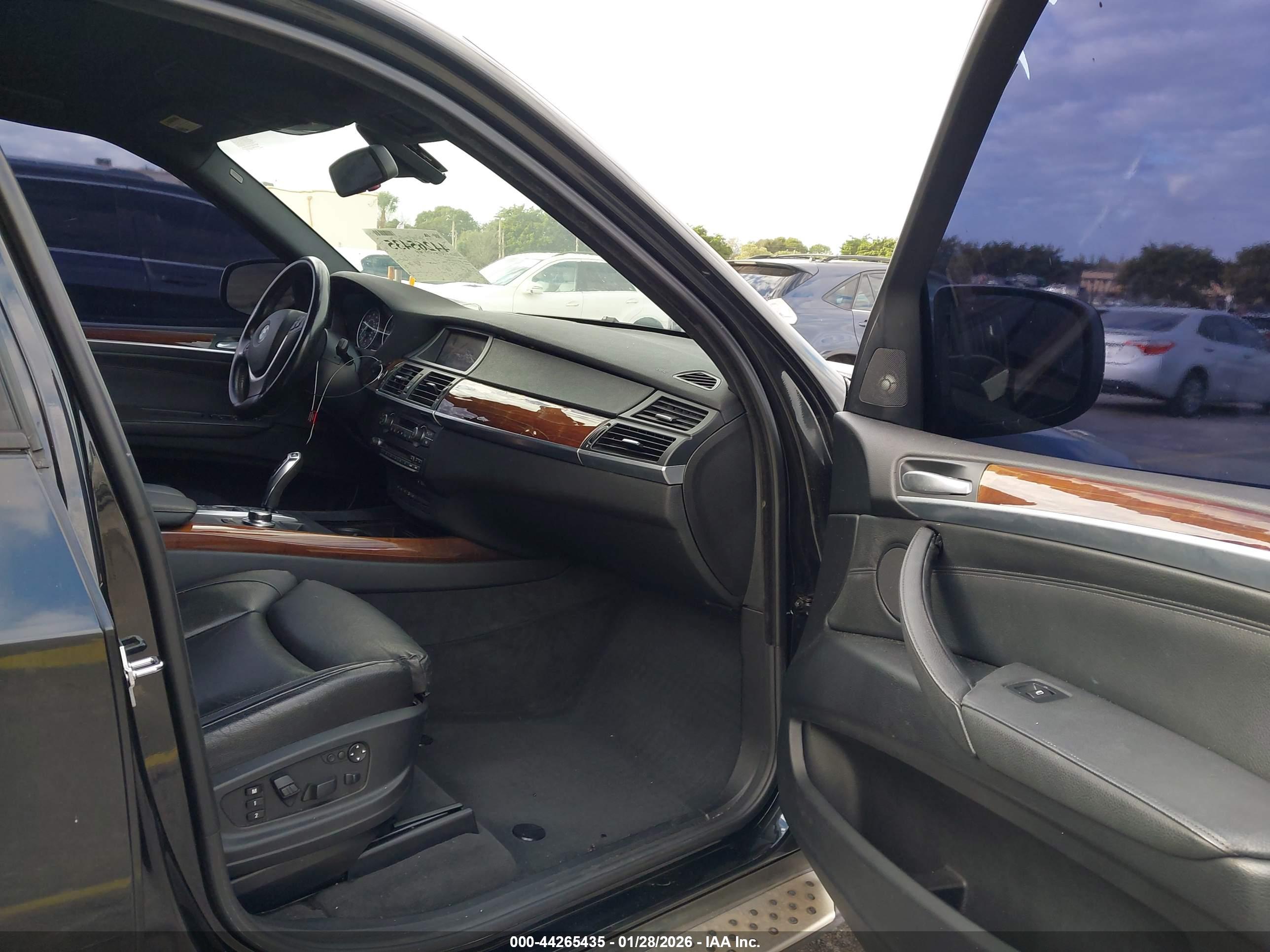 BMW X5 image 5