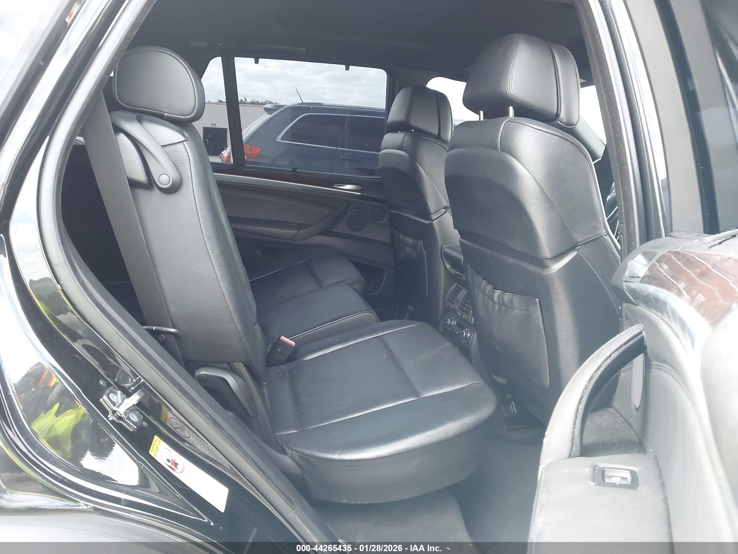 BMW X5 image 8