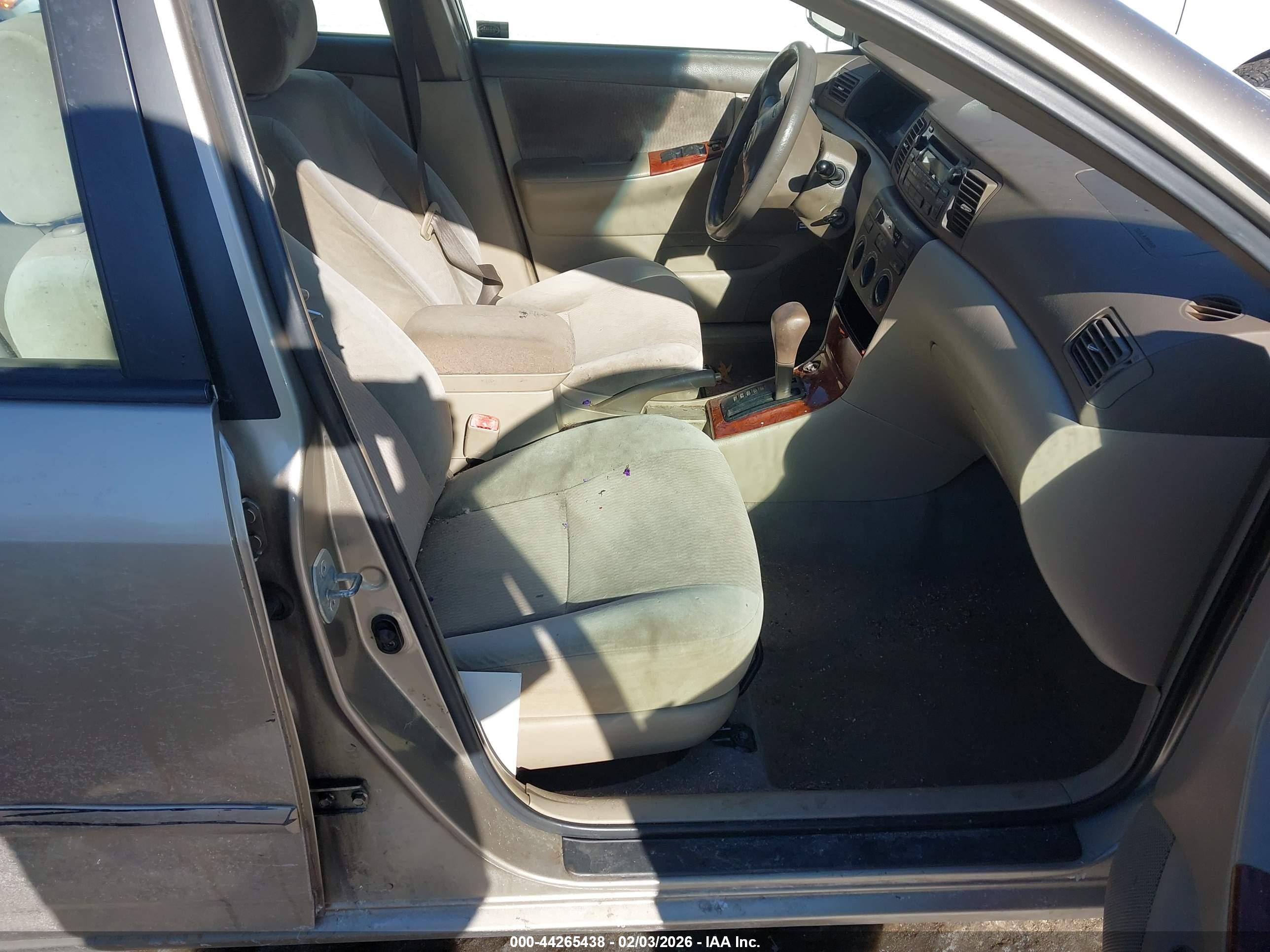 TOYOTA COROLLA image 5