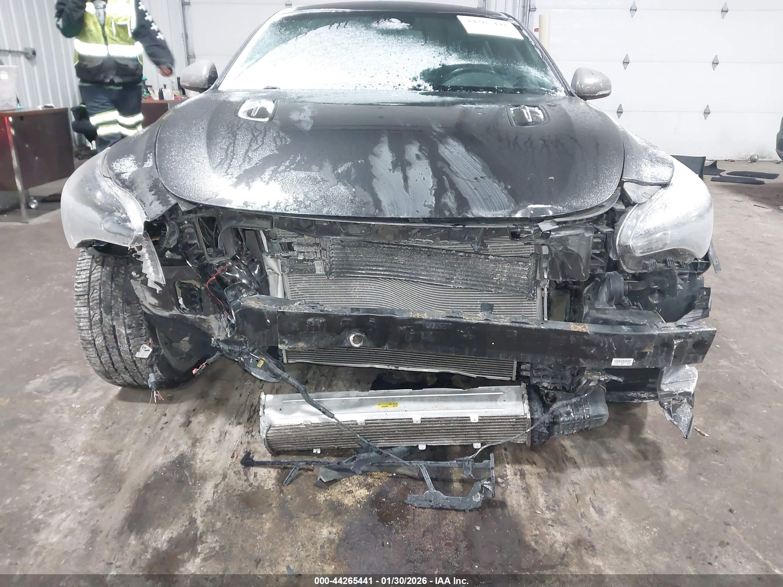 KIA STINGER image 6