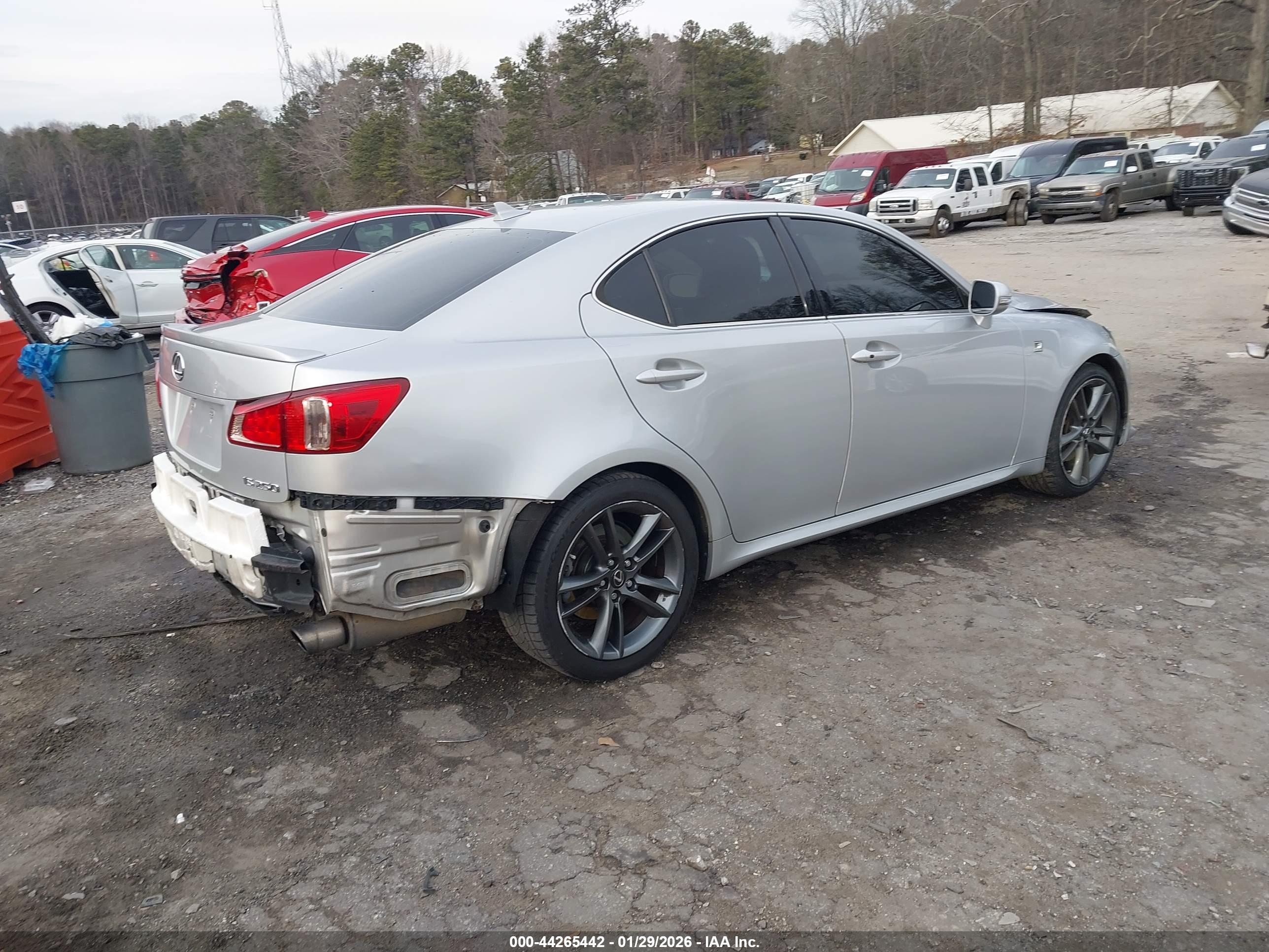 LEXUS IS image 4