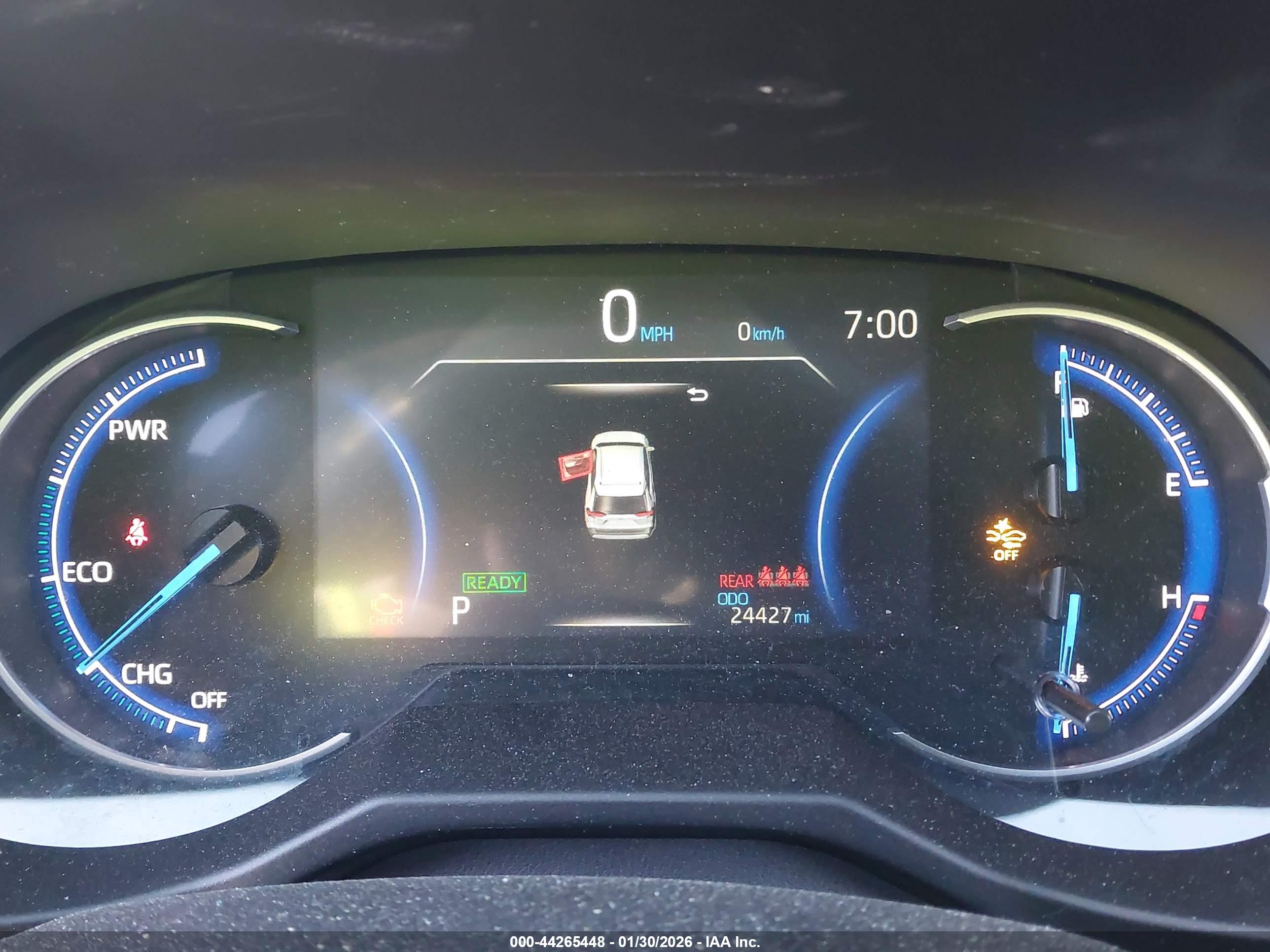 TOYOTA RAV4 image 7