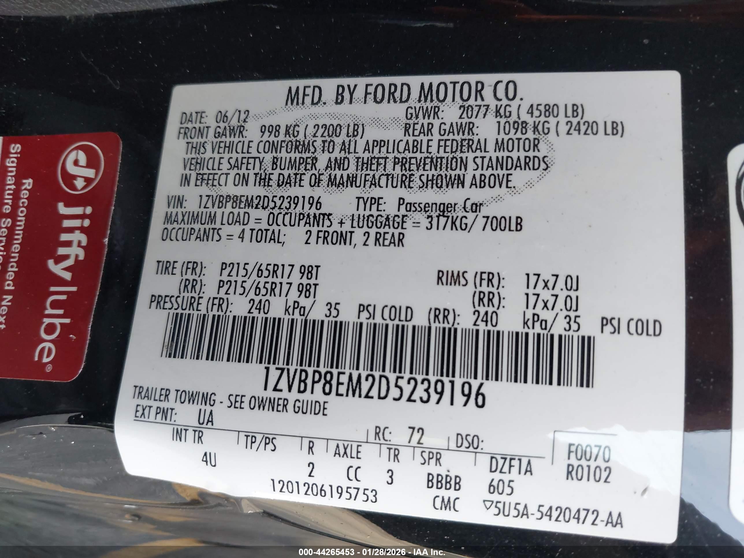FORD MUSTANG image 9