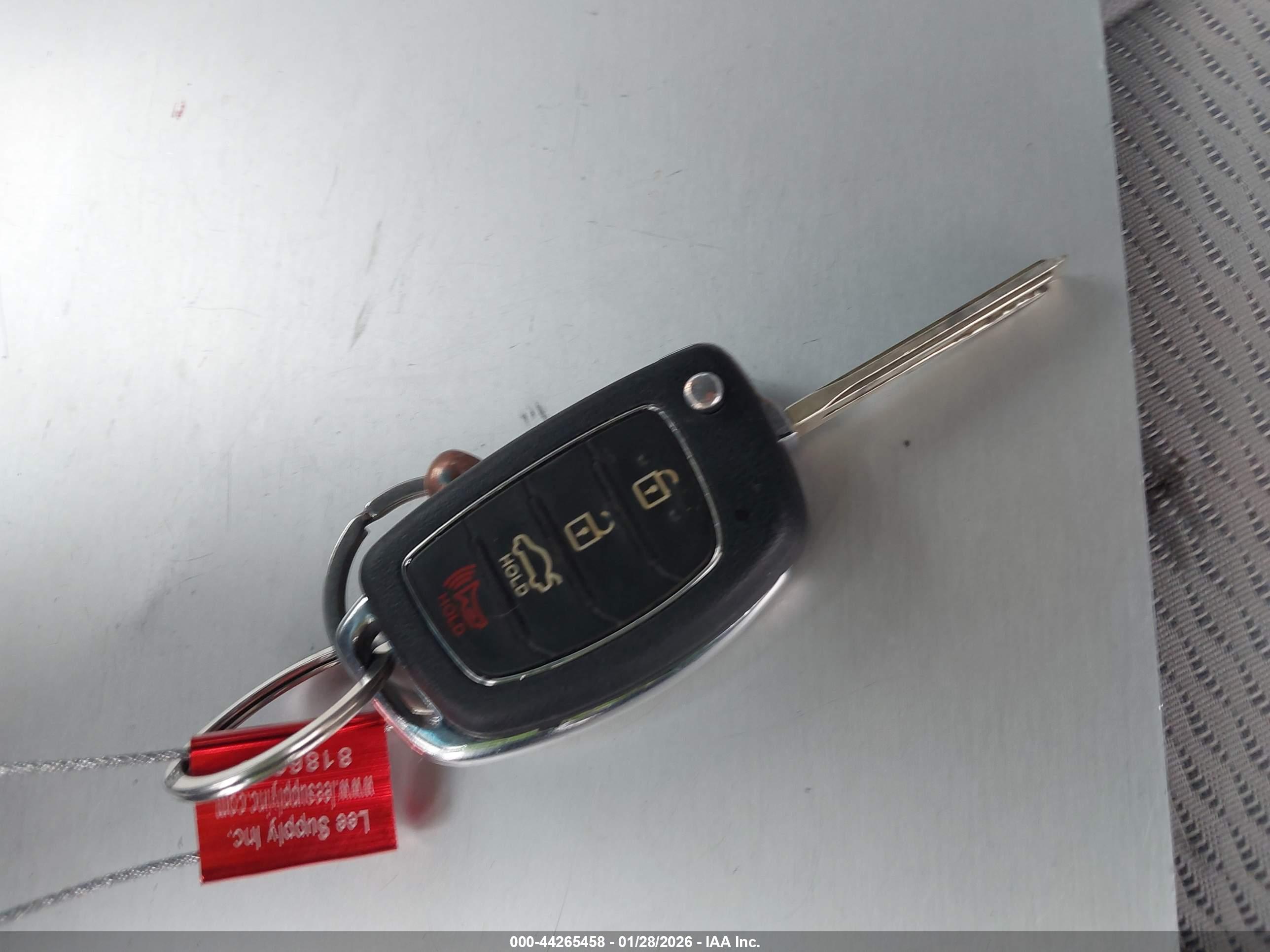 HYUNDAI SONATA image 11