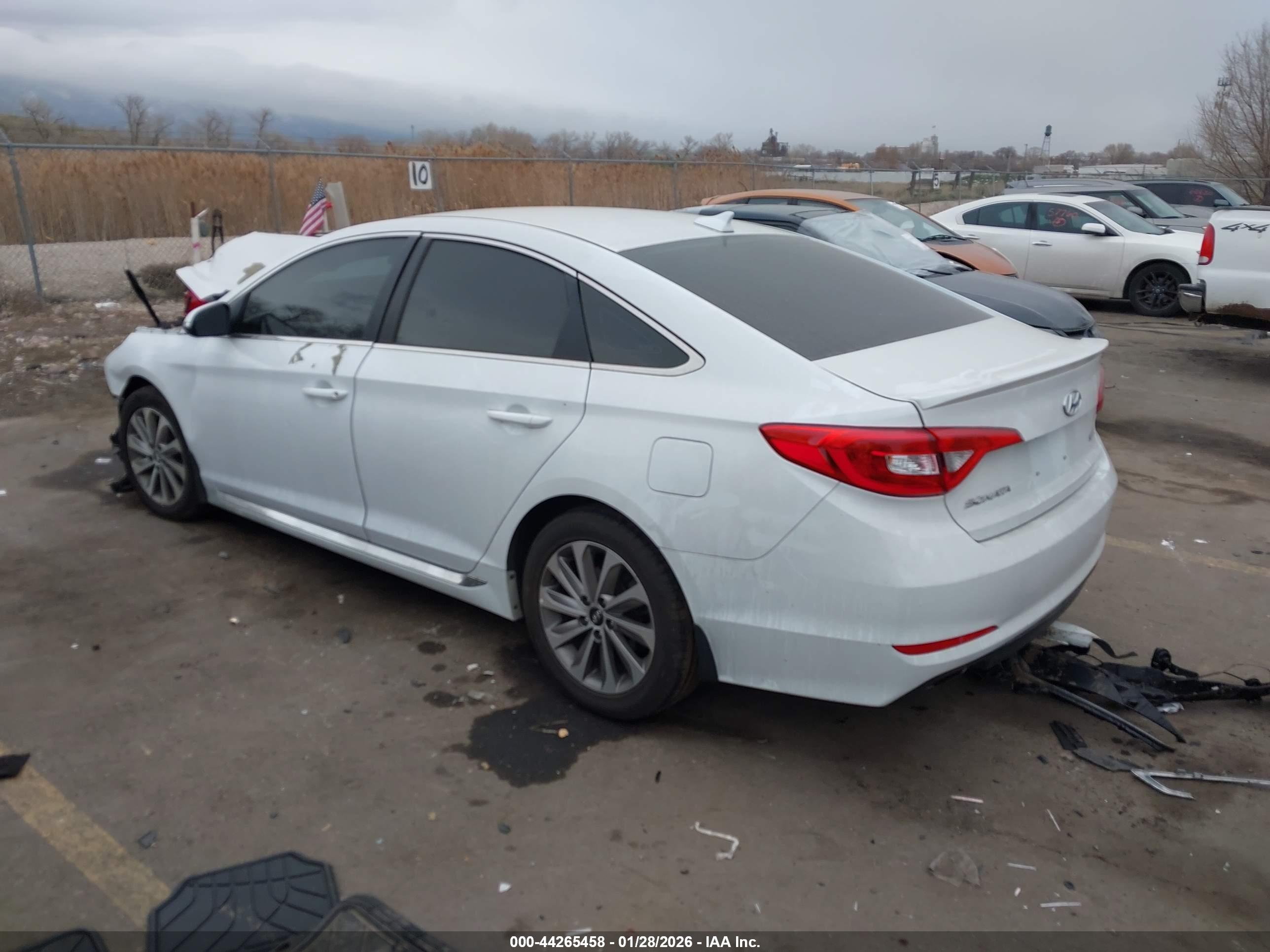 HYUNDAI SONATA image 3