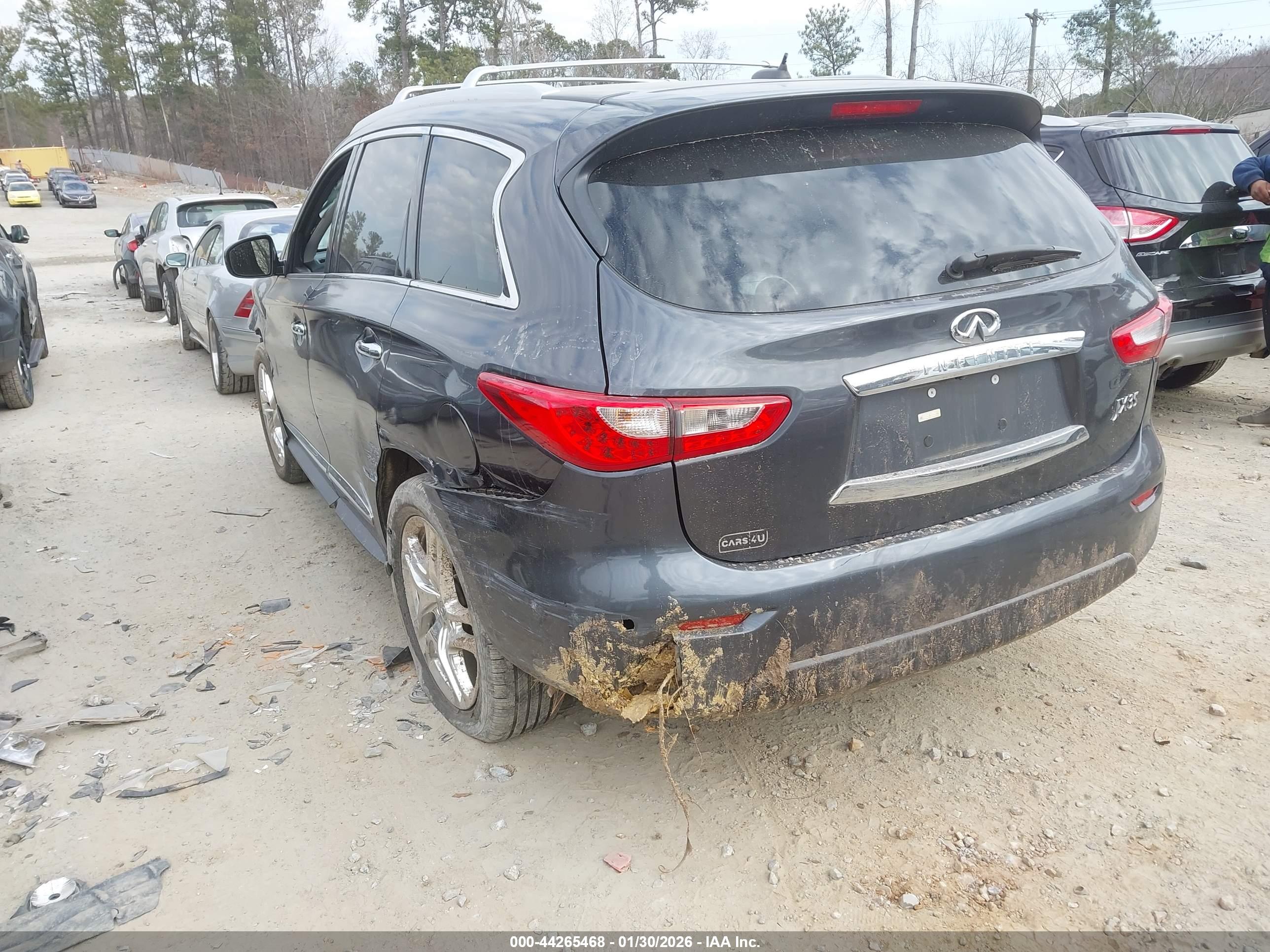 INFINITI JX35 image 3
