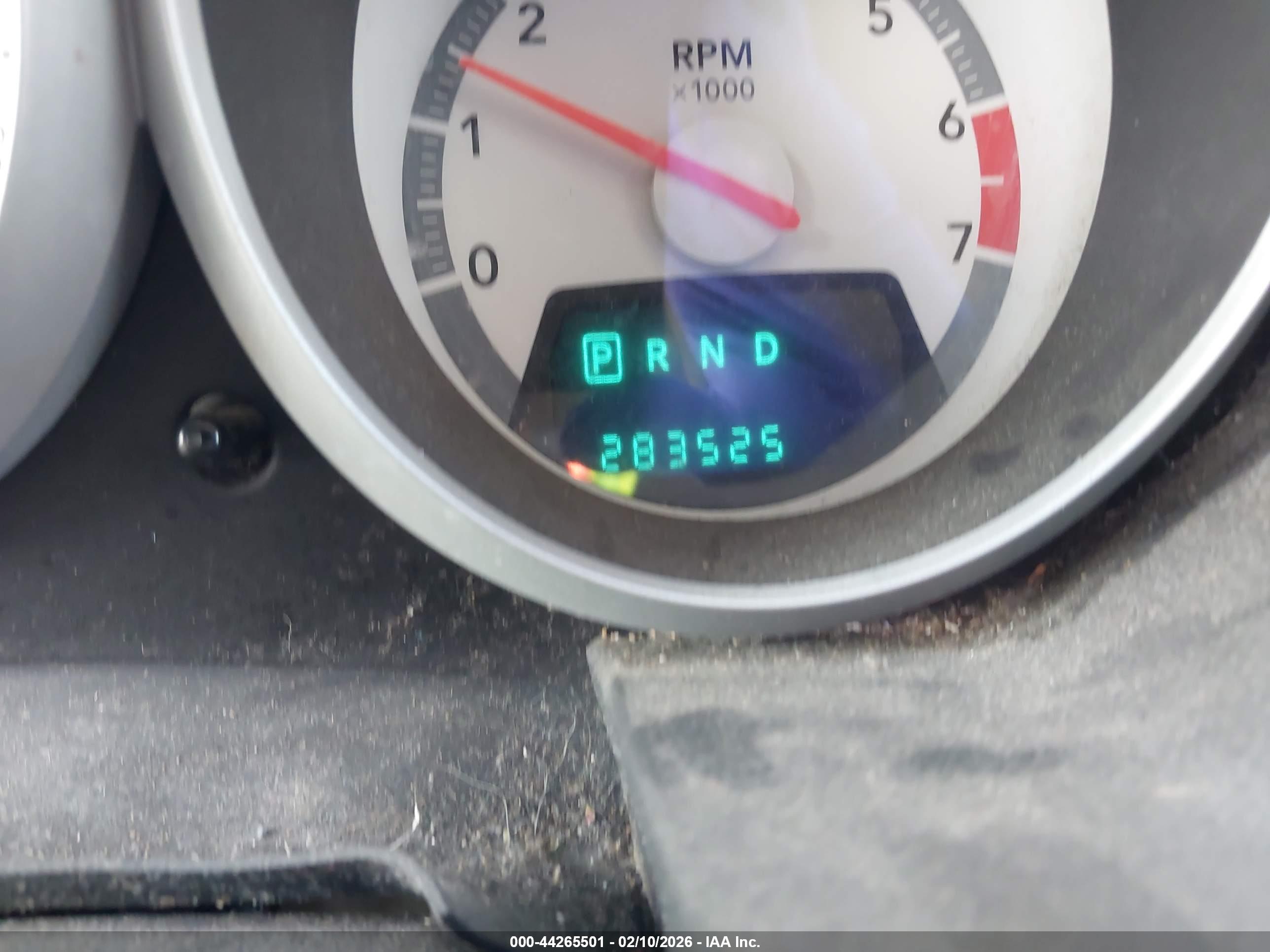 DODGE GRAND image 7