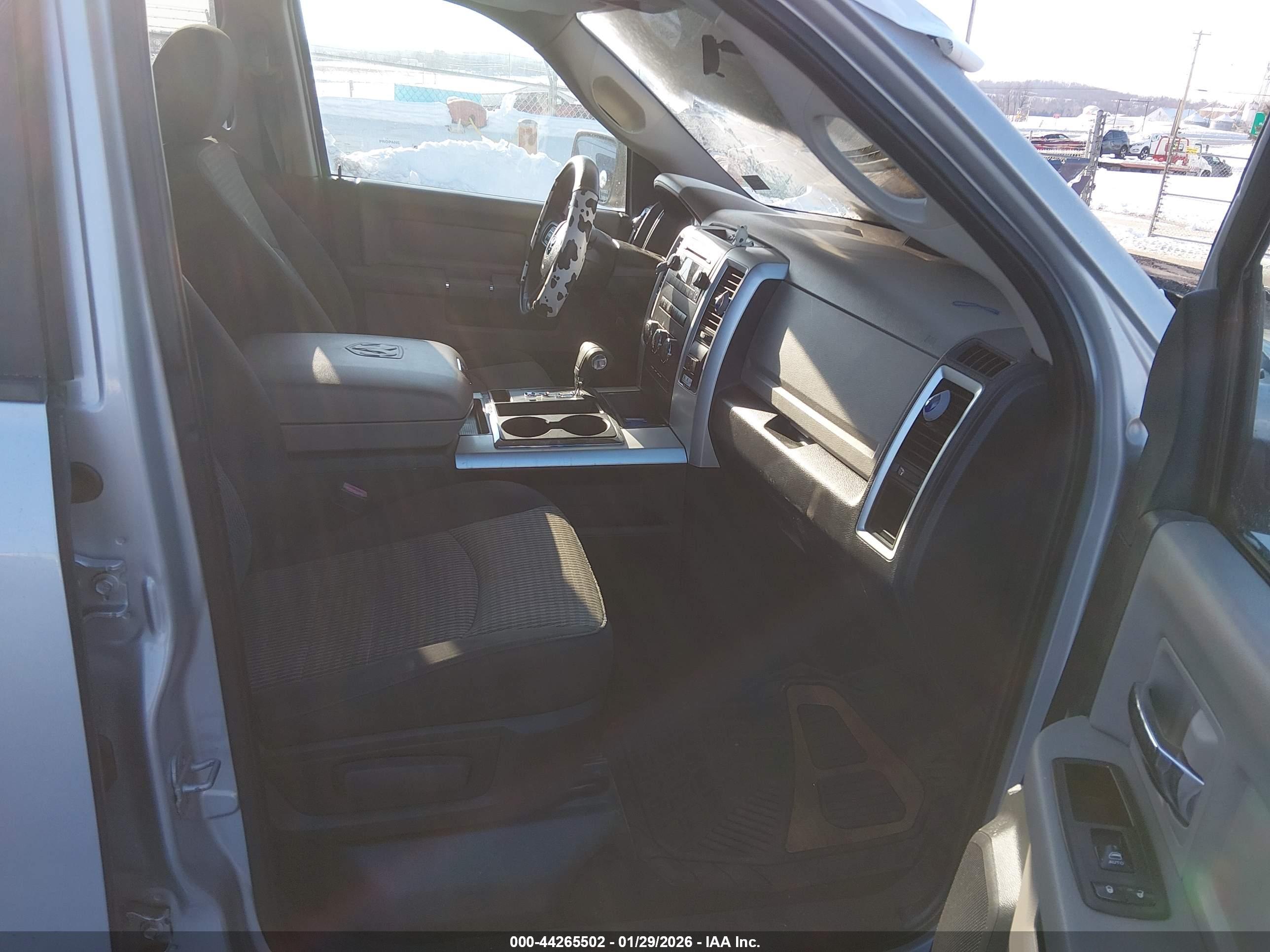 RAM 1500 image 5