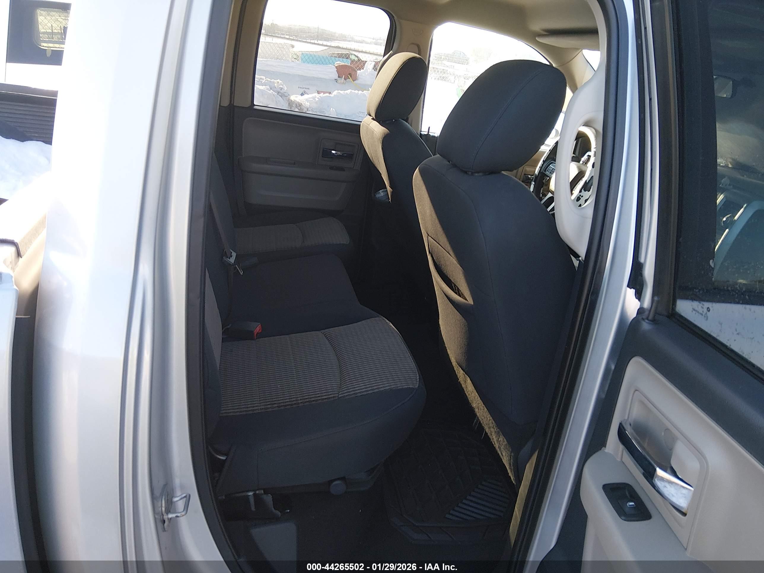 RAM 1500 image 8