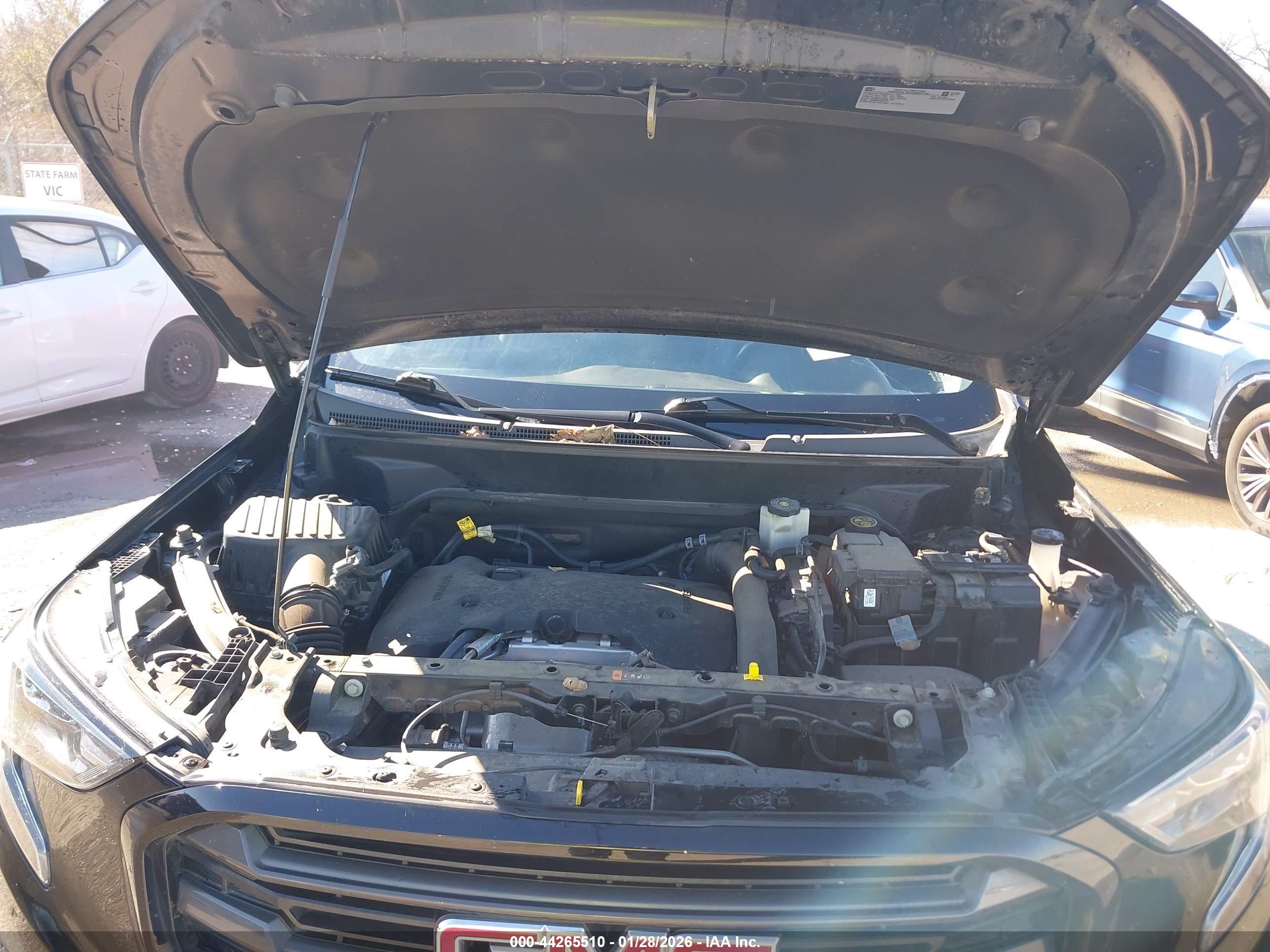 GMC TERRAIN image 10