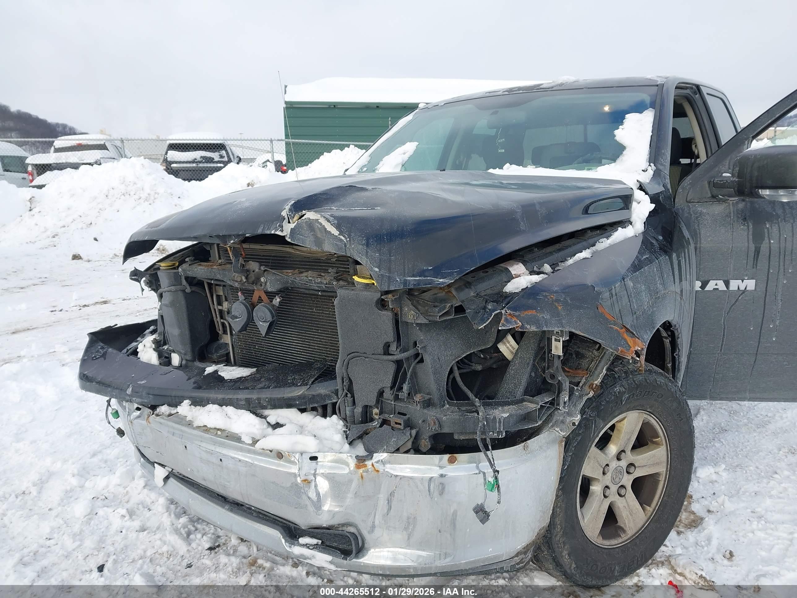 DODGE RAM image 6