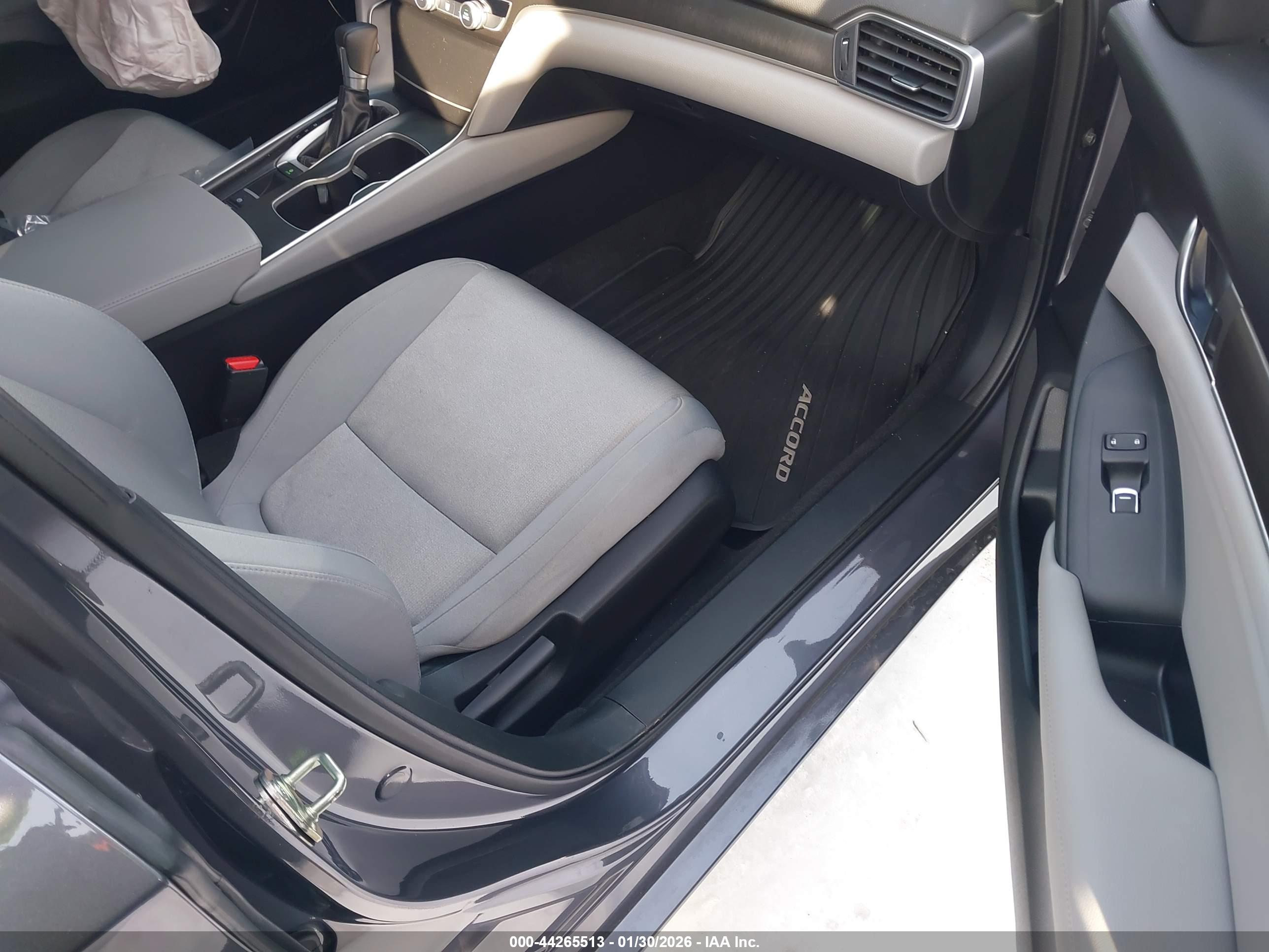 HONDA ACCORD image 5