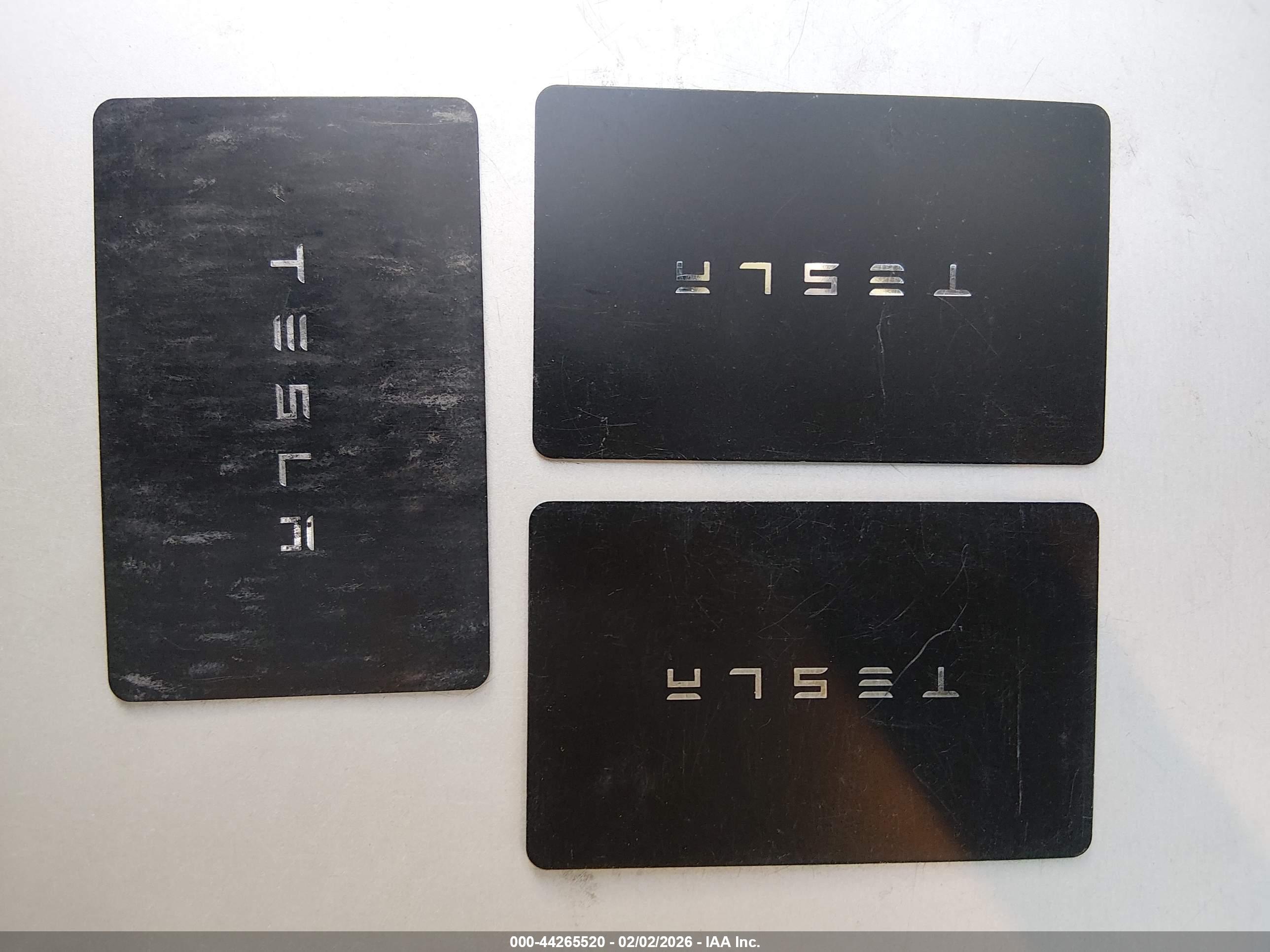 TESLA MODEL image 11