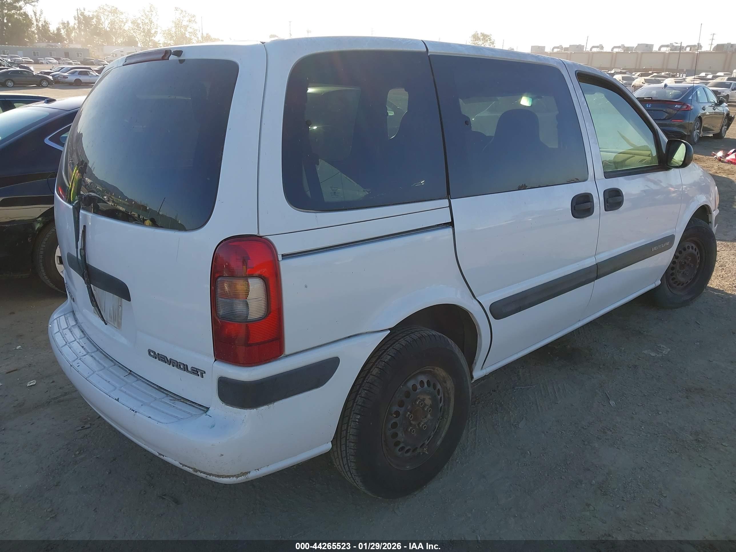 CHEVROLET VENTURE image 4