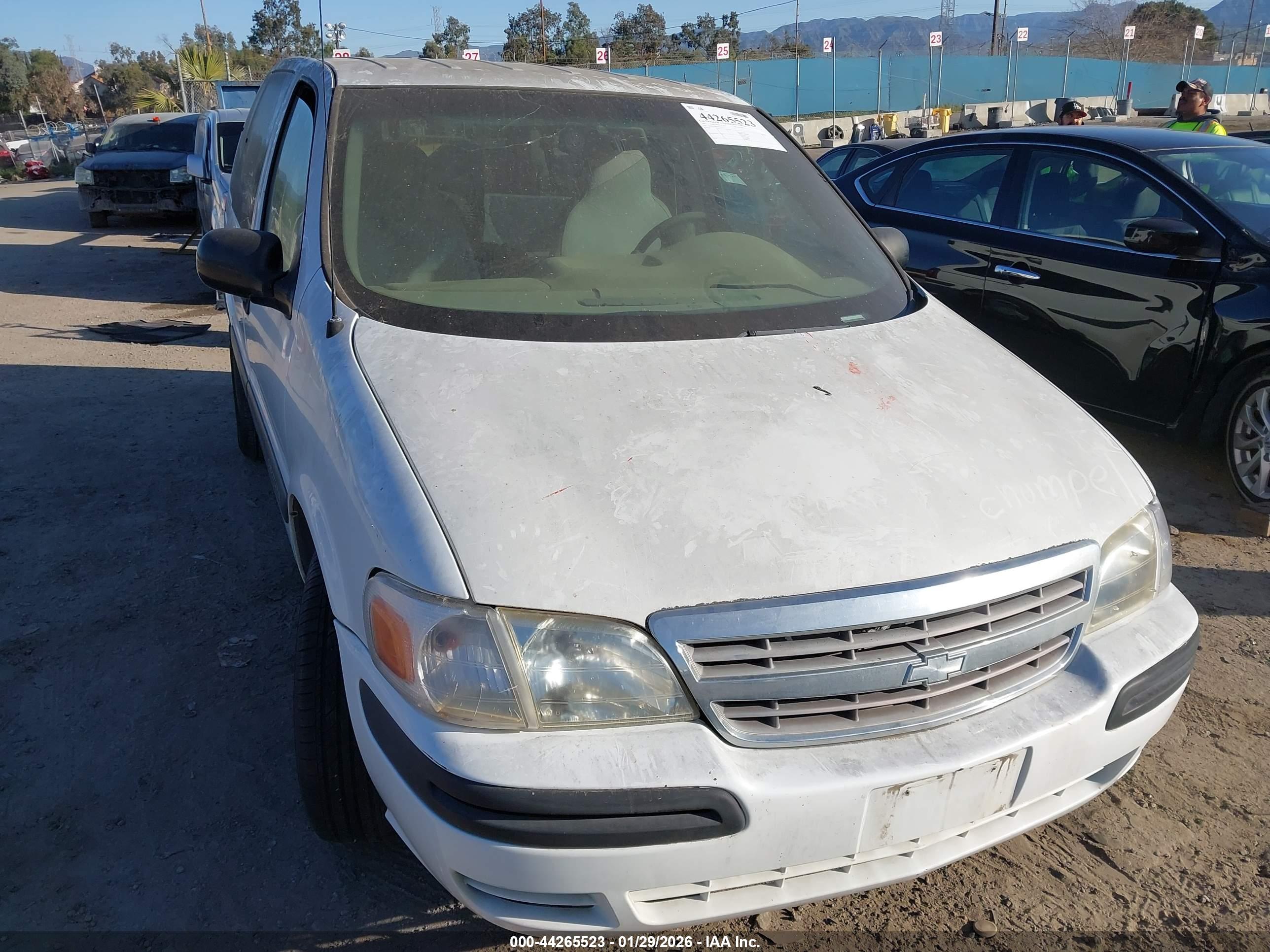 CHEVROLET VENTURE image 6