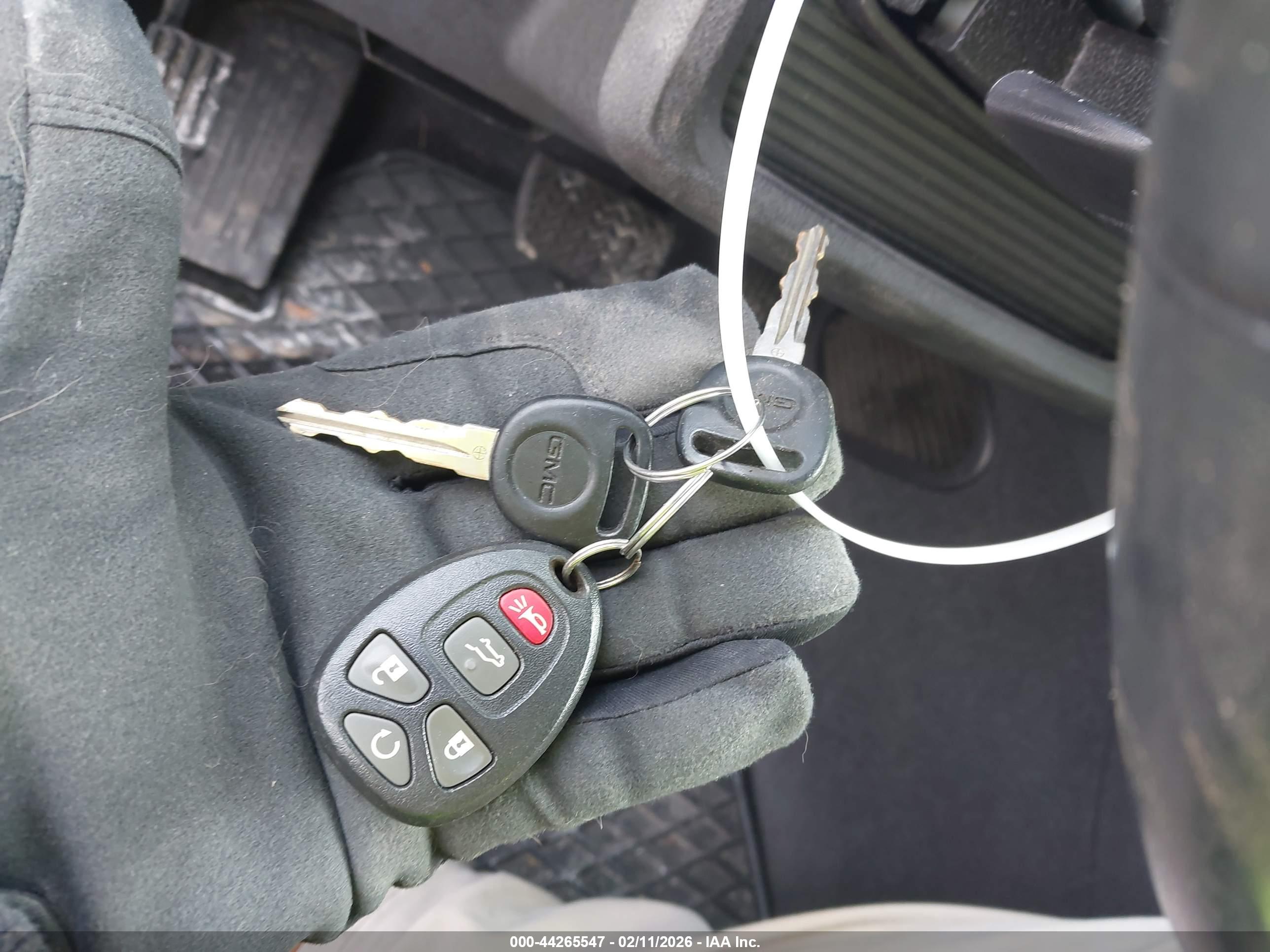 GMC ACADIA image 11
